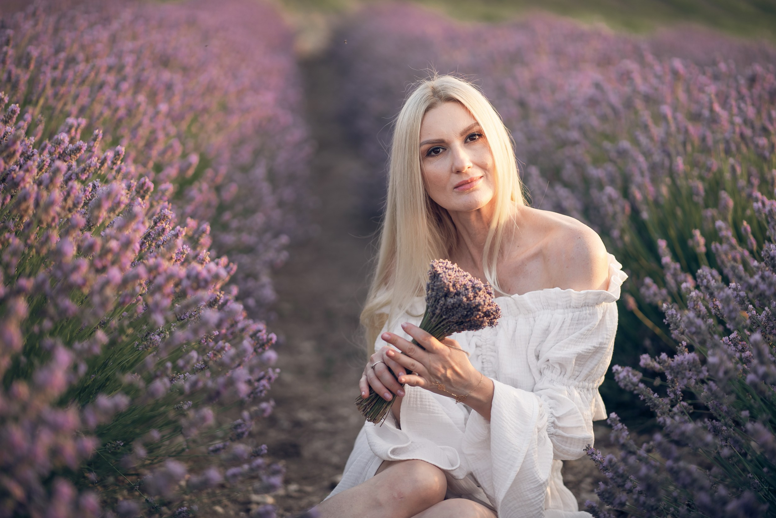 Фотоистория «Мамы» в лавандовом поле. Церковный фотограф Севастополь
