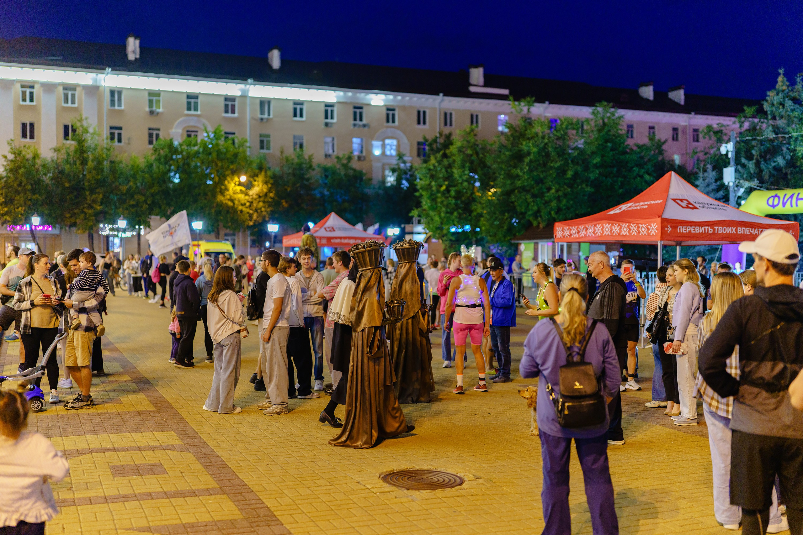 Фотографии Забег «Калуга ночь» 2025. Фотограф спортивные события, недвижимость, турбизнес