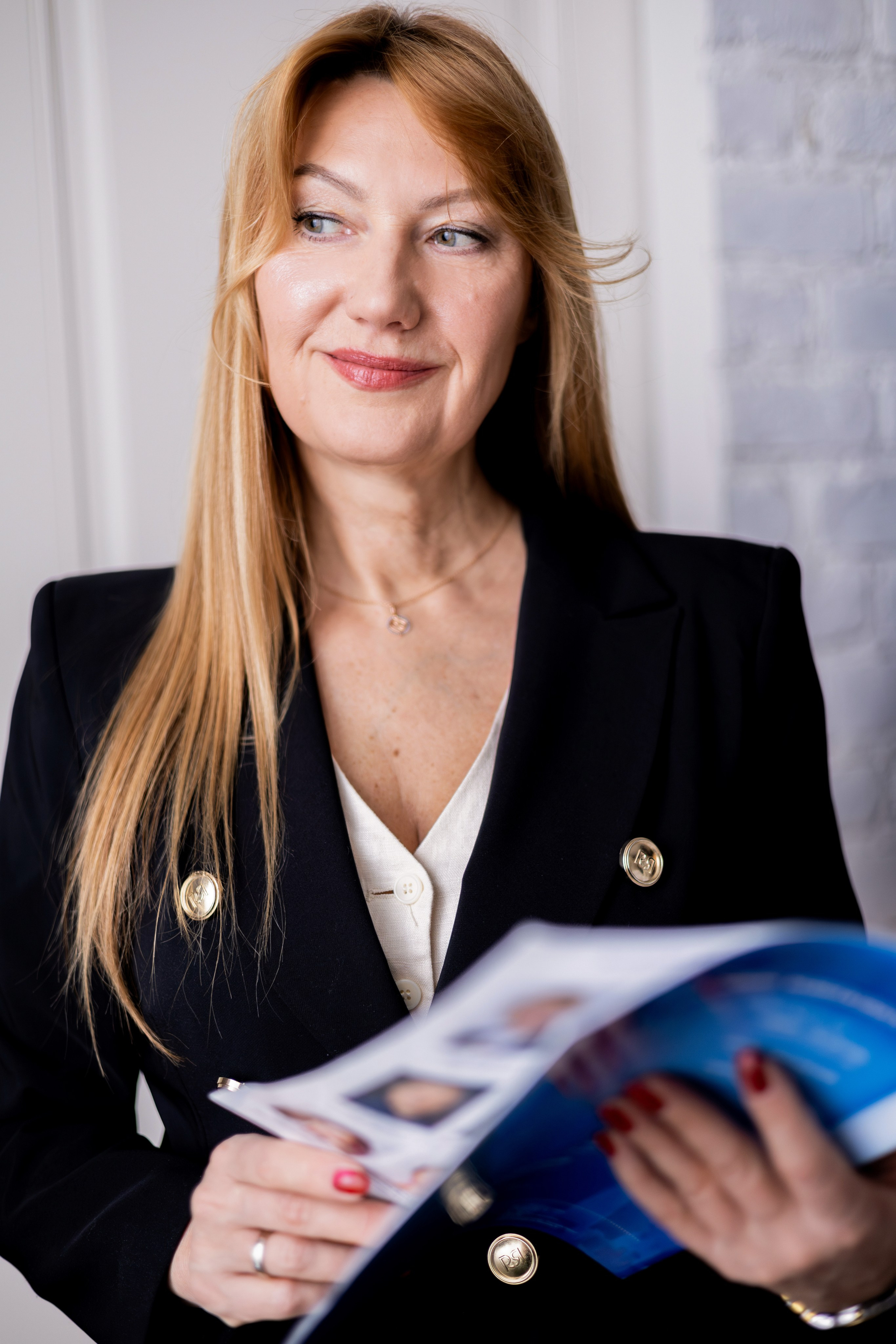 Индивид — Светлана / Специалист по недвижимости. Свадебный и семейный фотограф в Санкт-Петербурге Макеева Наталья