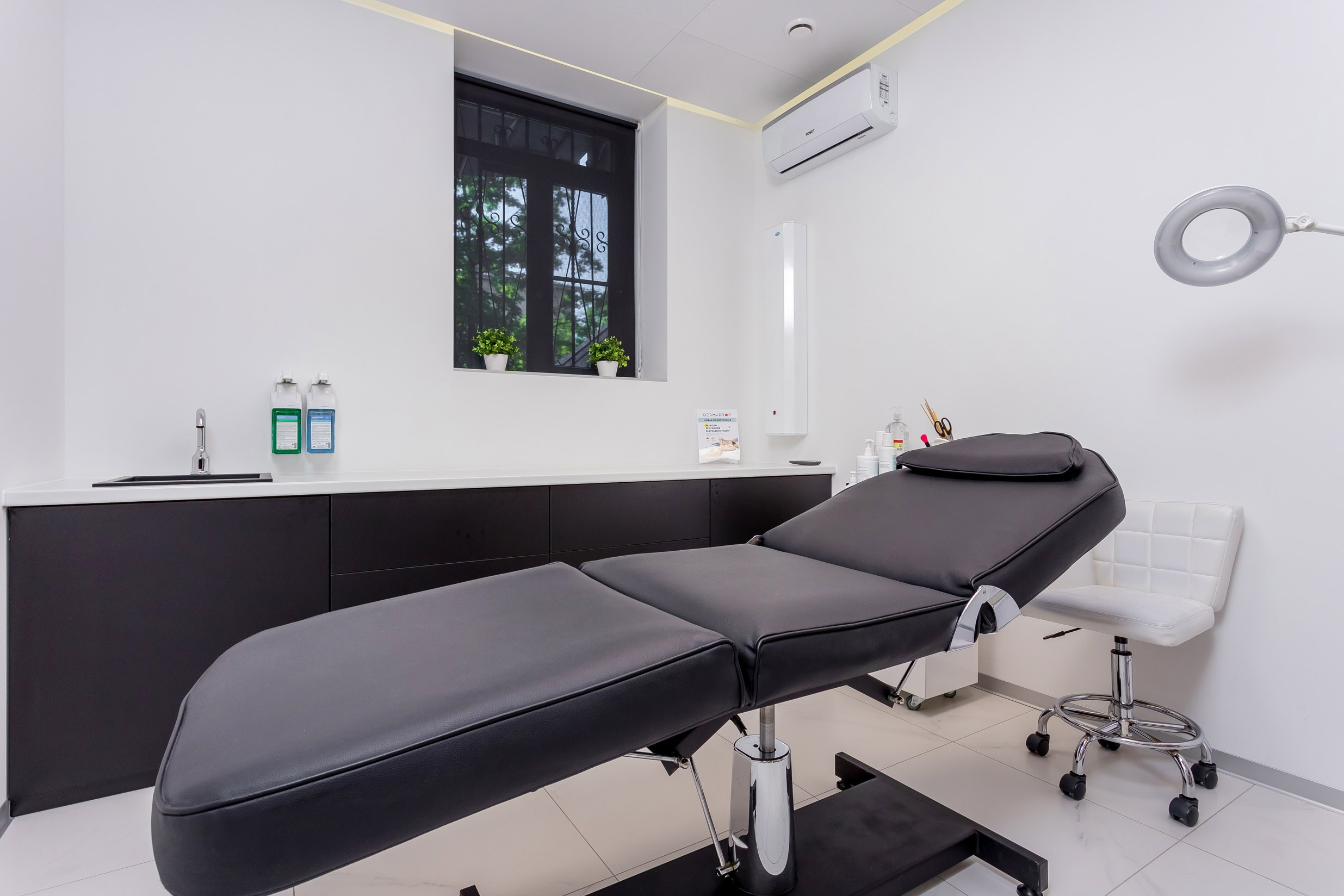 Medical centers. Interior photographer Vitalii in Portland and Vancouver