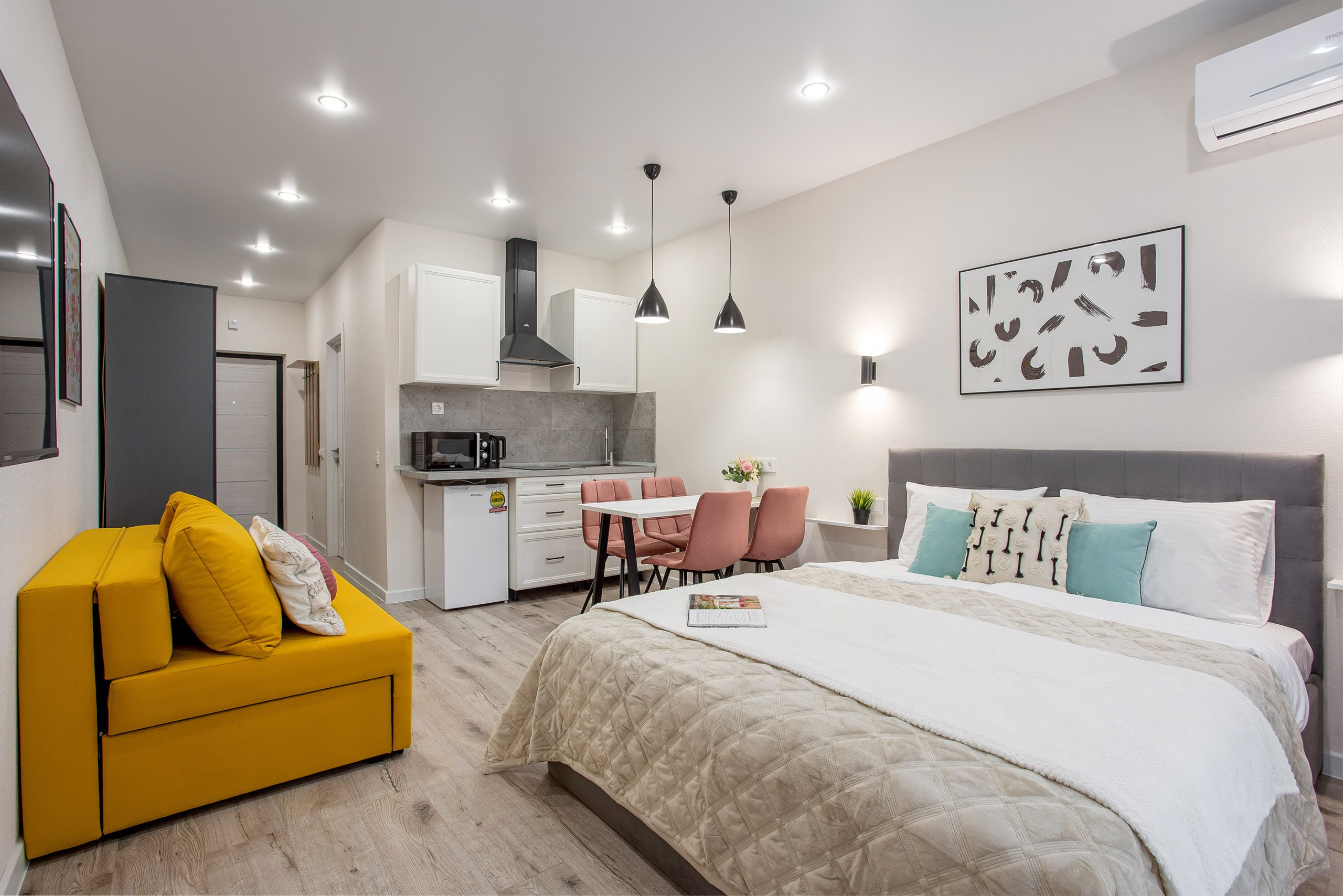 Apartments and houses. Interior photographer Vitalii in Portland and Vancouver