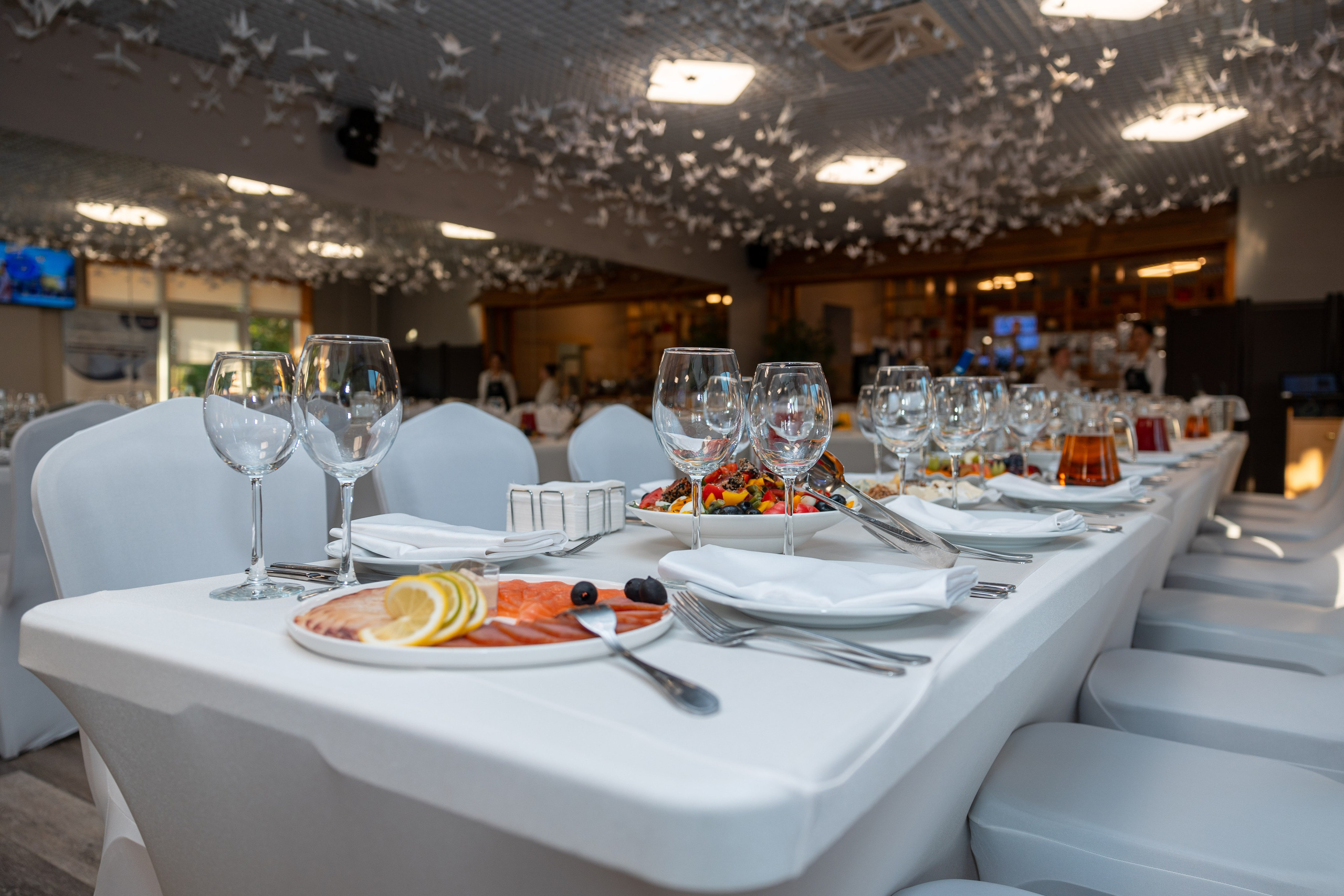 Тимбилдинг с банкетом. Ваш фотограф и видеограф