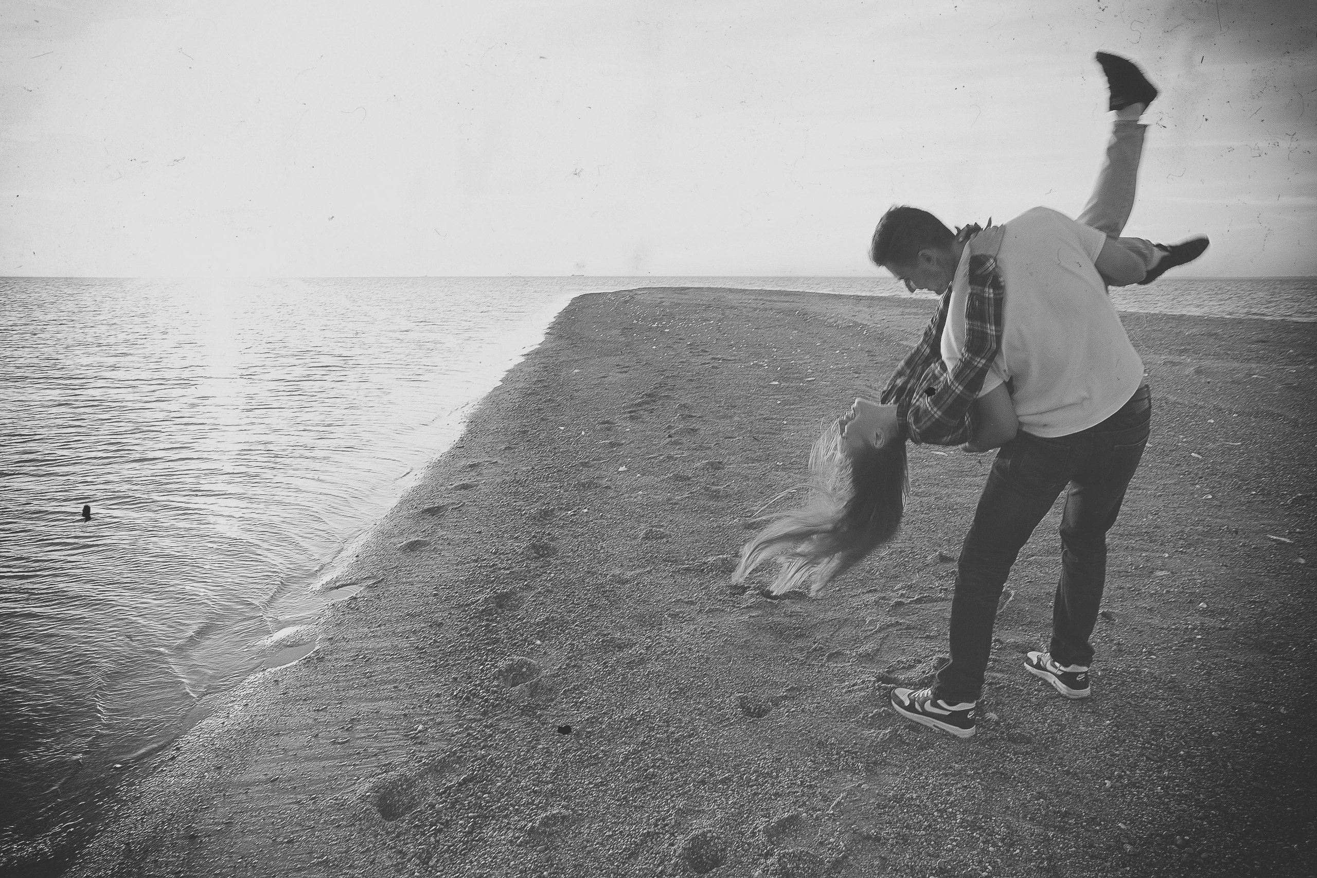 Love Story на море, Love story на Love story природе,  Love story в ле. Свадебный и семейный профессиональный фотограф в Ростове-на-Дону , Кри