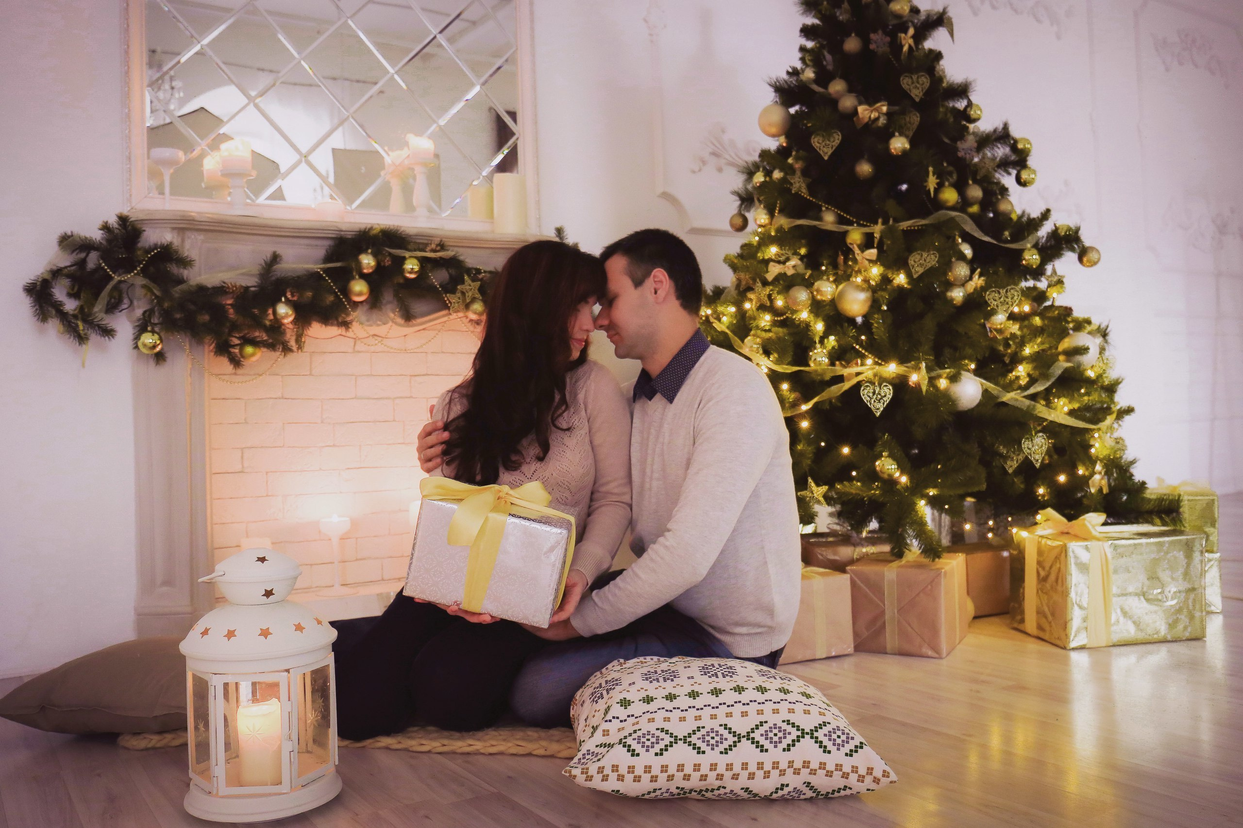 Love story в фотостудии. Свадебный и семейный профессиональный фотограф в Ростове-на-Дону , Кри