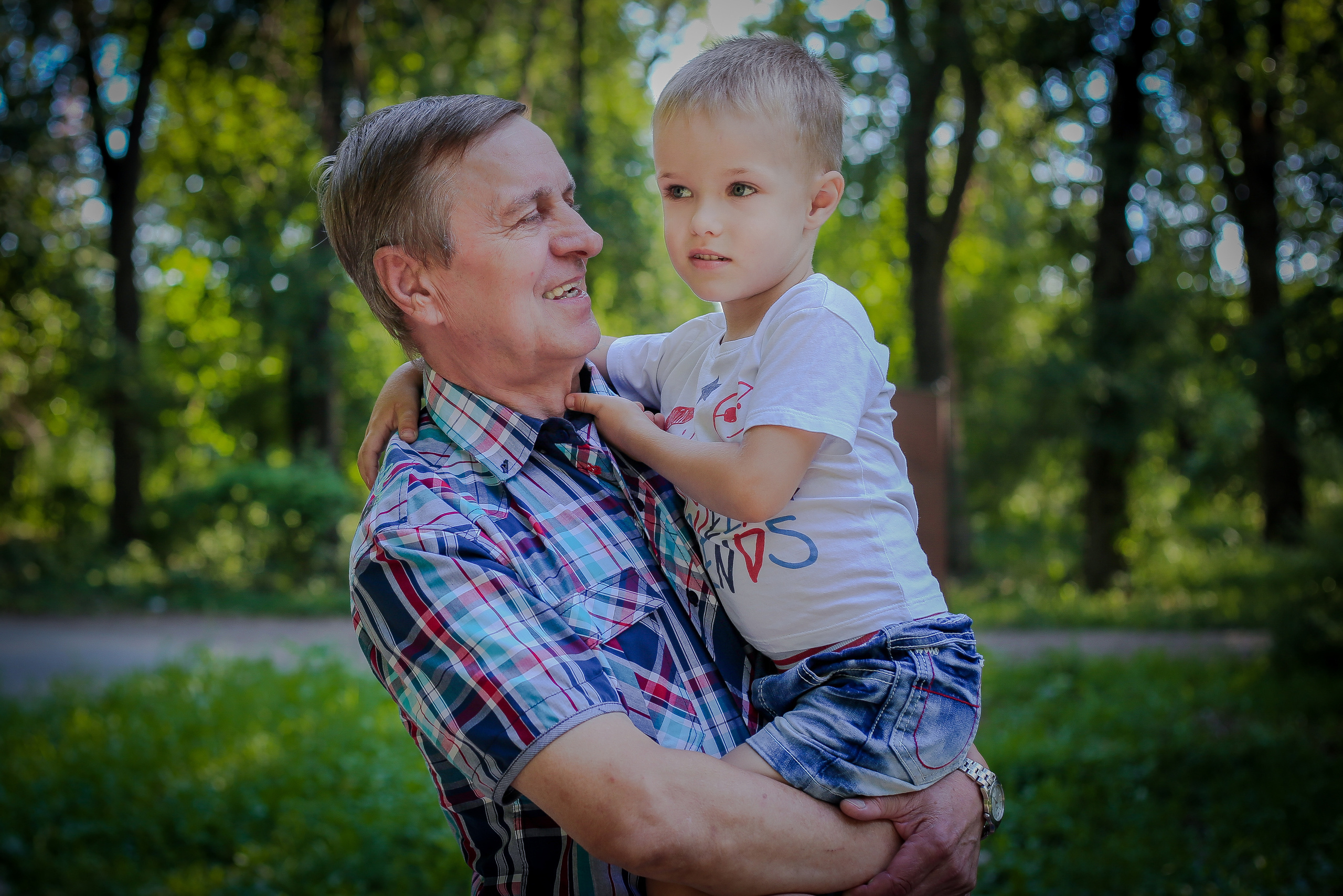Фотосессии на природе, прогулочные фотосессии. Свадебный и семейный профессиональный фотограф в Ростове-на-Дону , Кри