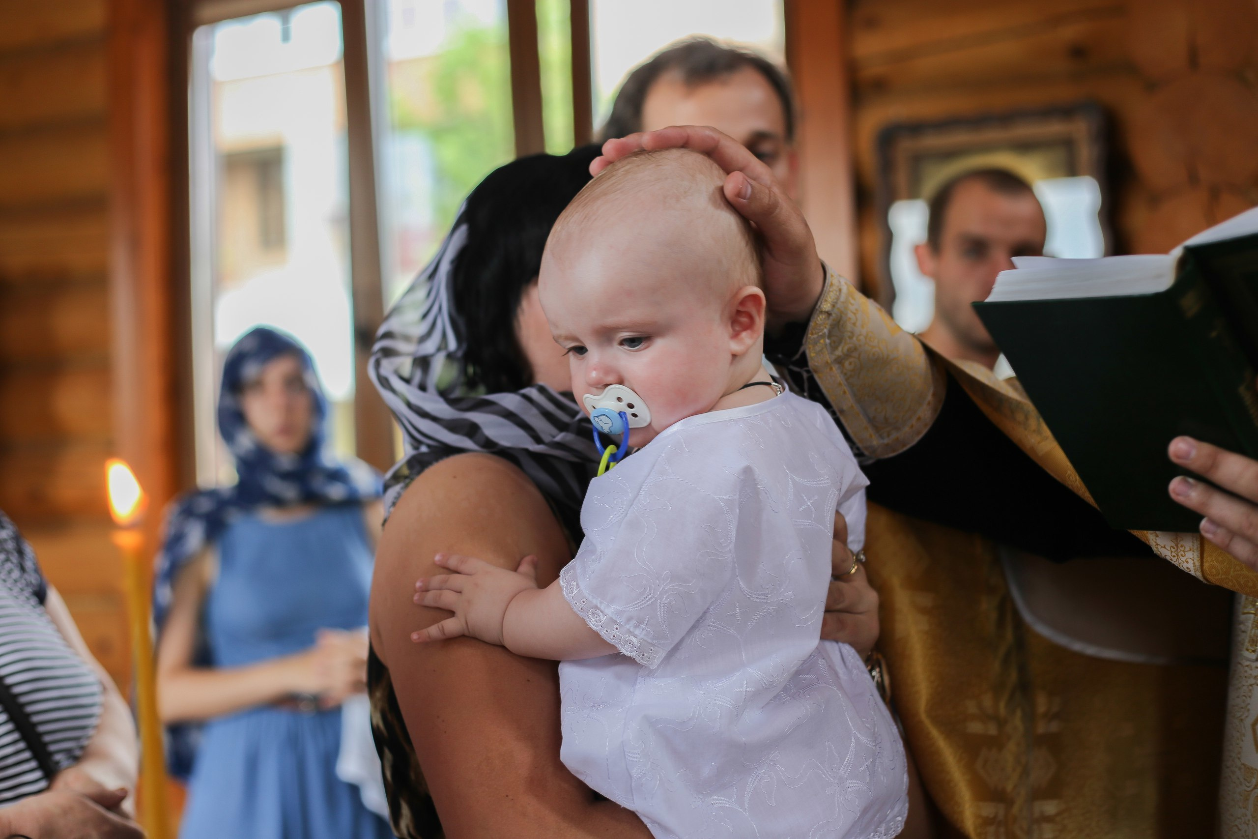Фотограф на крещение в Ростове - на -Дону. Свадебный и семейный профессиональный фотограф в Ростове-на-Дону , Кри