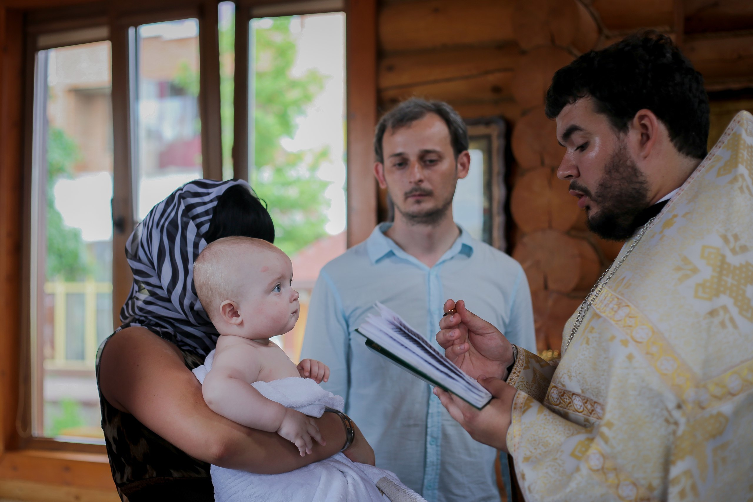 Фотограф на крещение в Ростове - на -Дону. Свадебный и семейный профессиональный фотограф в Ростове-на-Дону , Кри