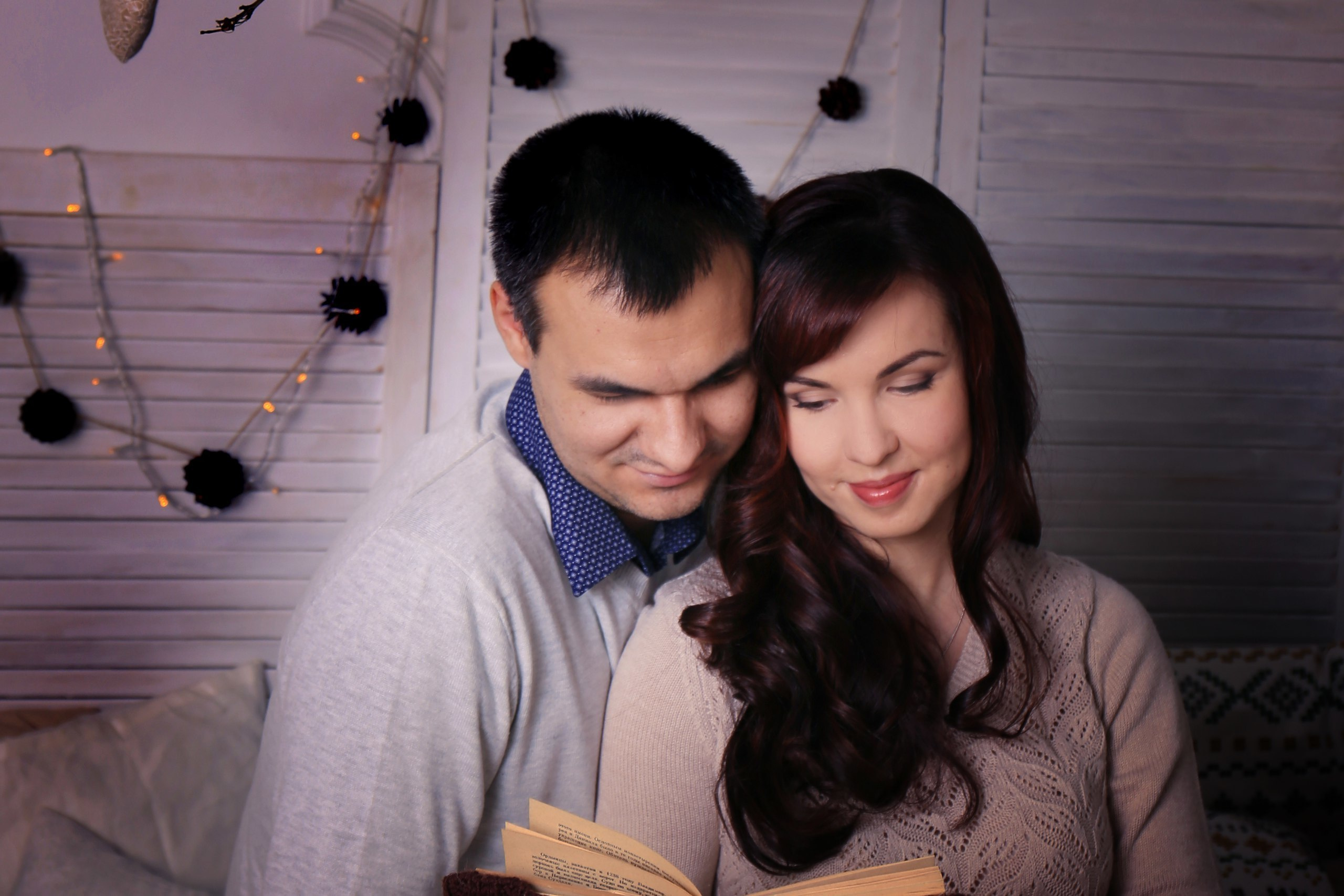 Love story в фотостудии. Свадебный и семейный профессиональный фотограф в Ростове-на-Дону , Кри