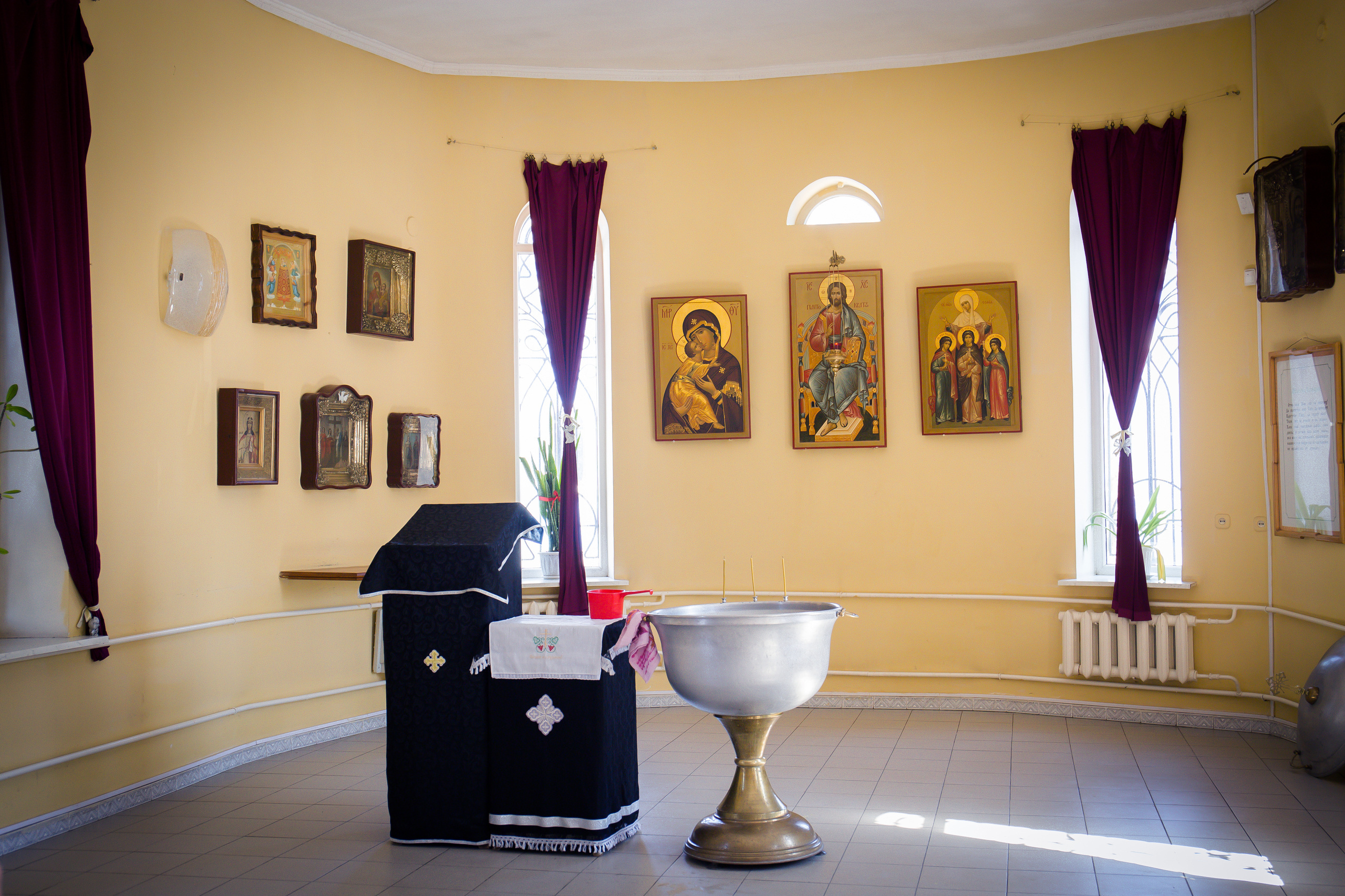 Профессиональный фотограф на крещение. Свадебный и семейный профессиональный фотограф в Ростове-на-Дону , Кри