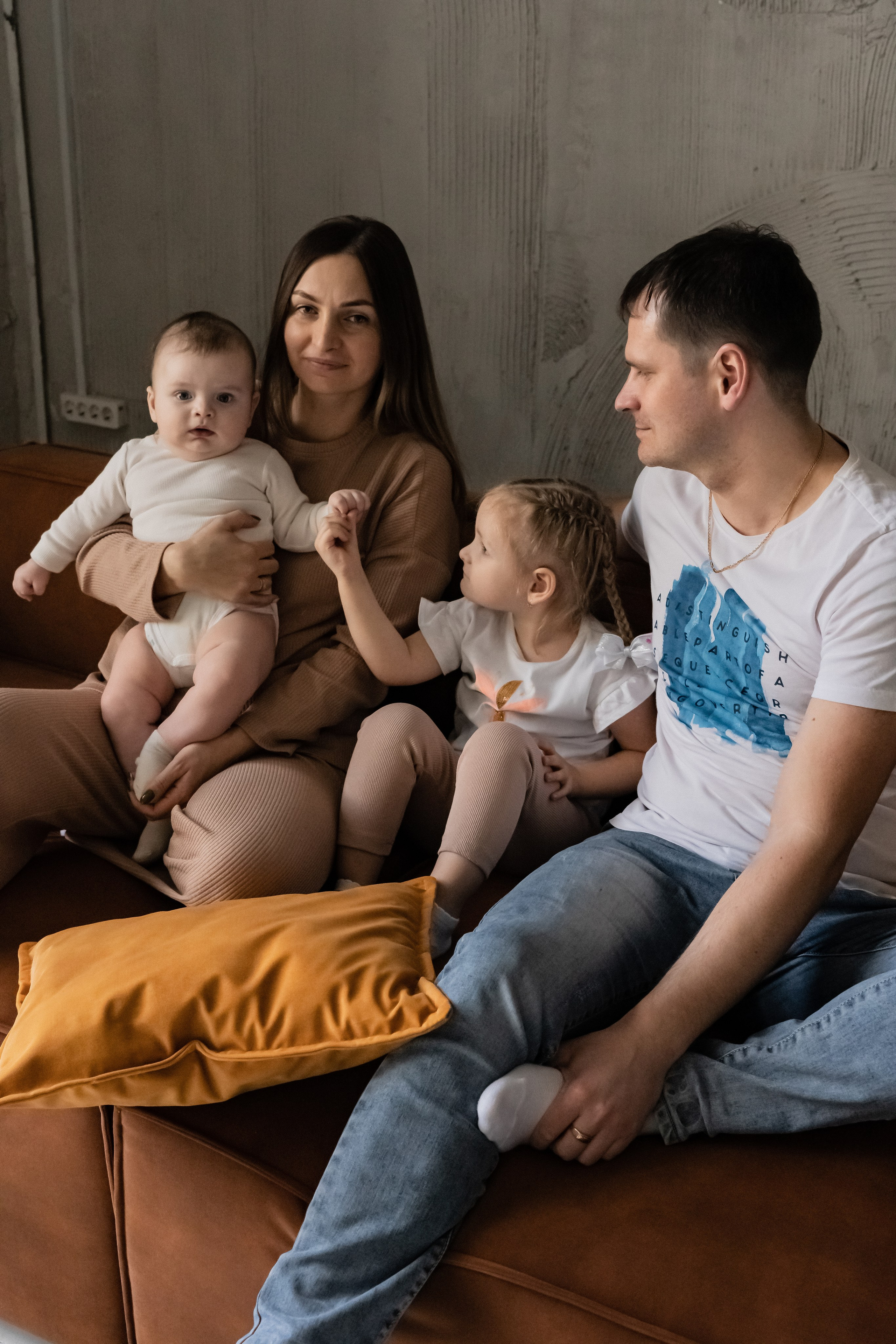 Семья Вероники и Вальдаса. Ваш семейный фотограф в Минске — Вика Трегубова