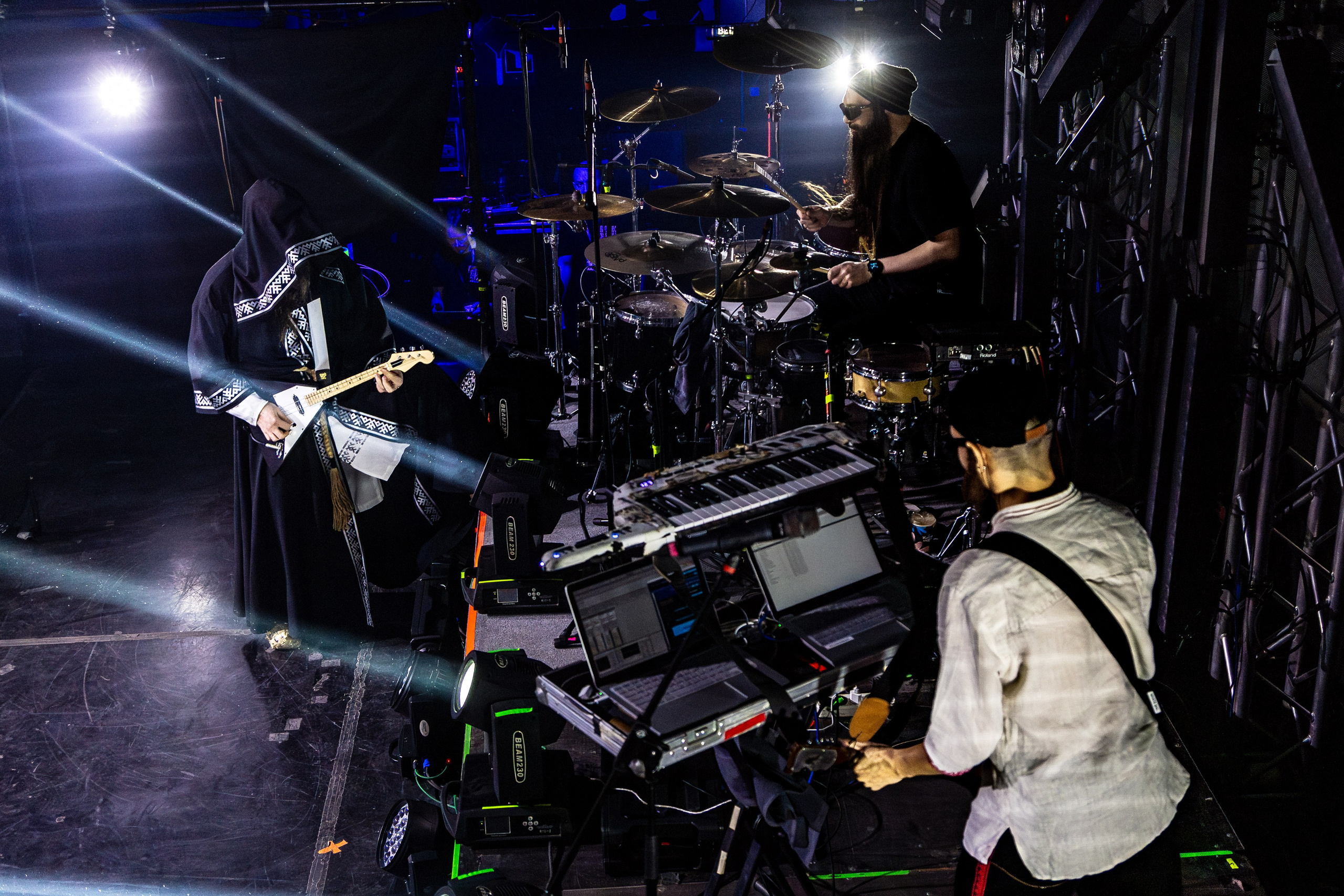 Нейромонах Феофан | 15 лет. Репортажный фотограф Екатеринбург | Яркий, качественный репортаж | Концерты, клубы, репортаж, праздники, корпоративы