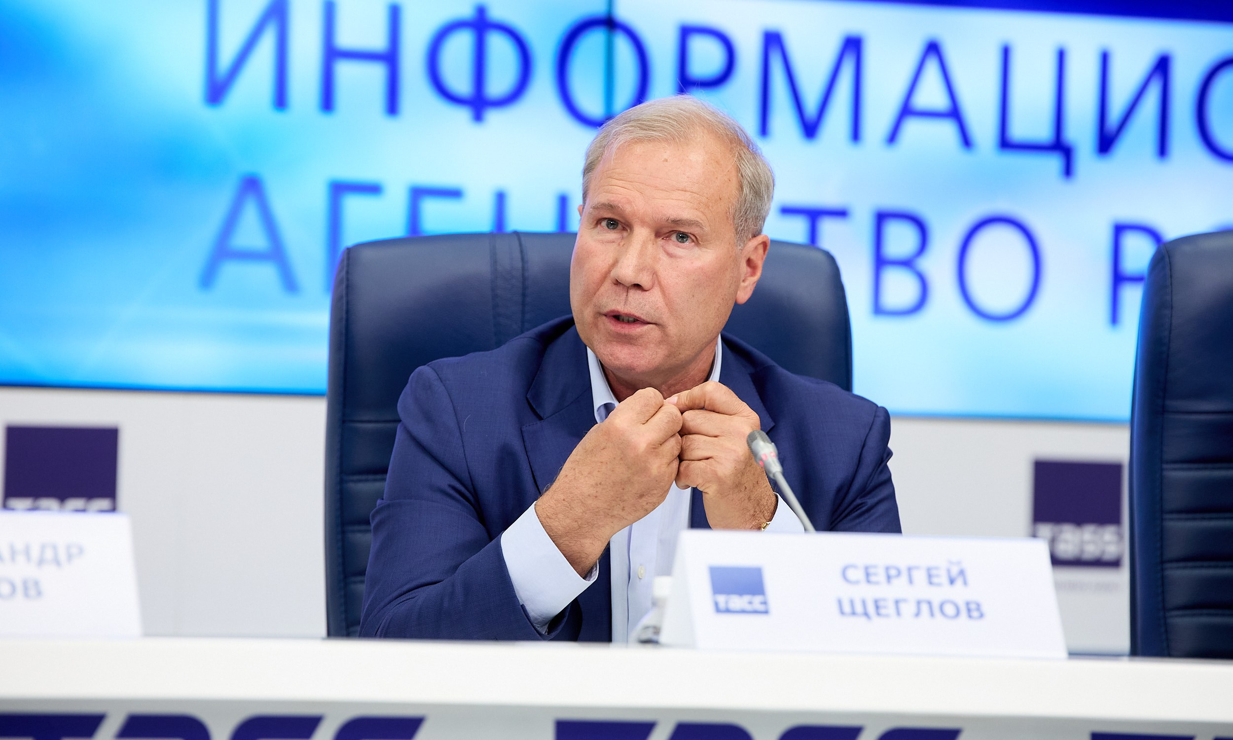 Политика. Егор Тутубалин