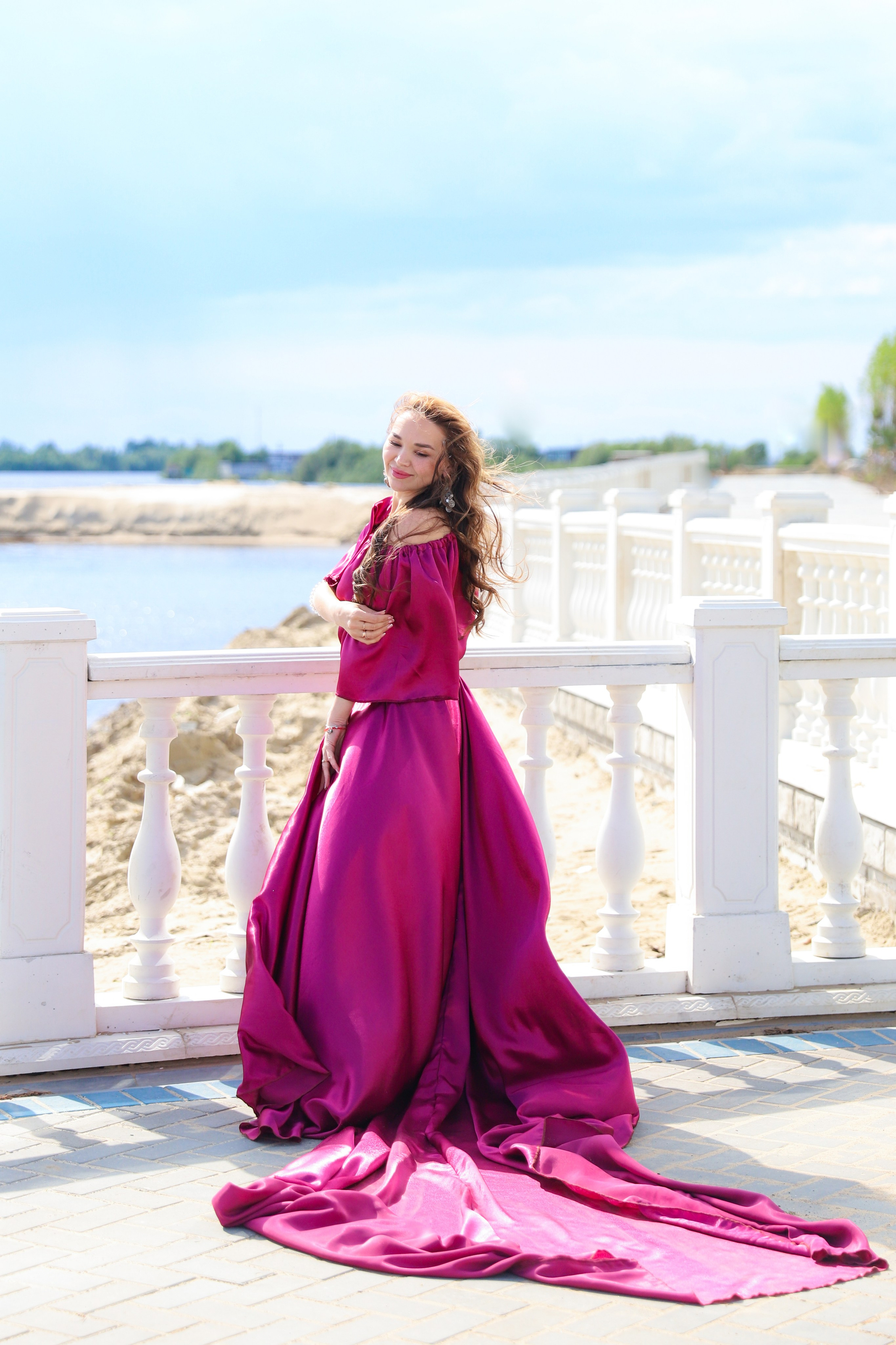 Съемка на белой набережной. Фотограф в Сургуте Брызгунова Анастасия