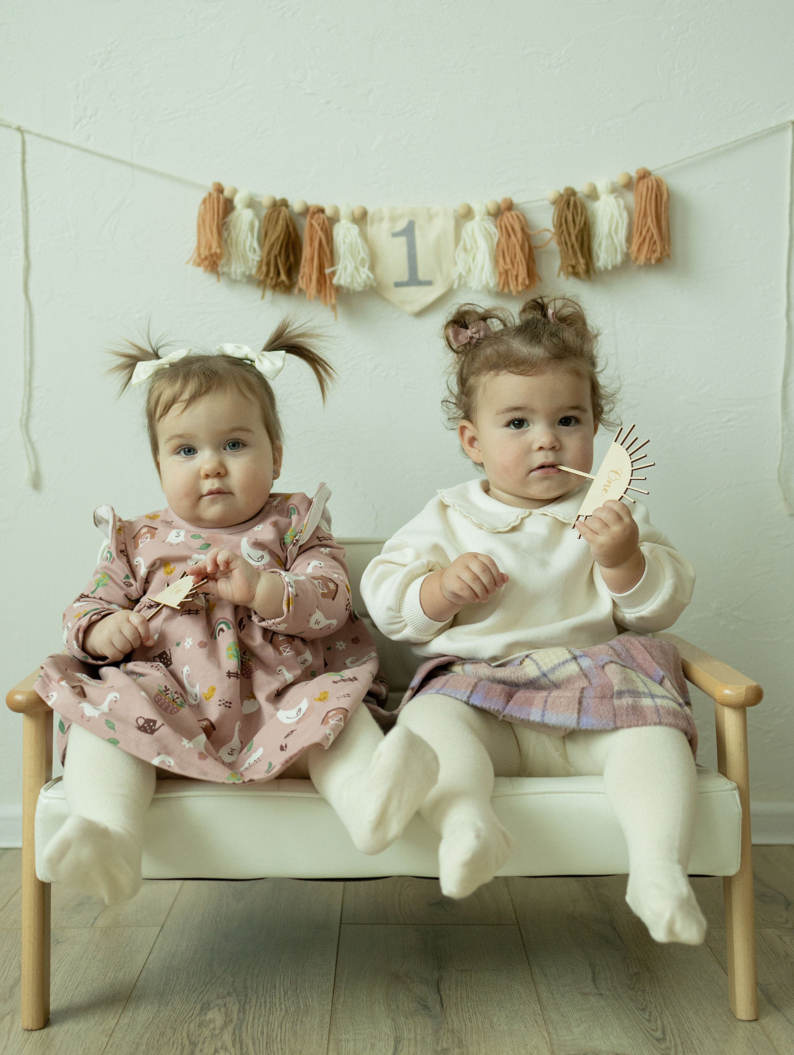 1 годик Стася и Тина. Фотограф Дарья Соколовская