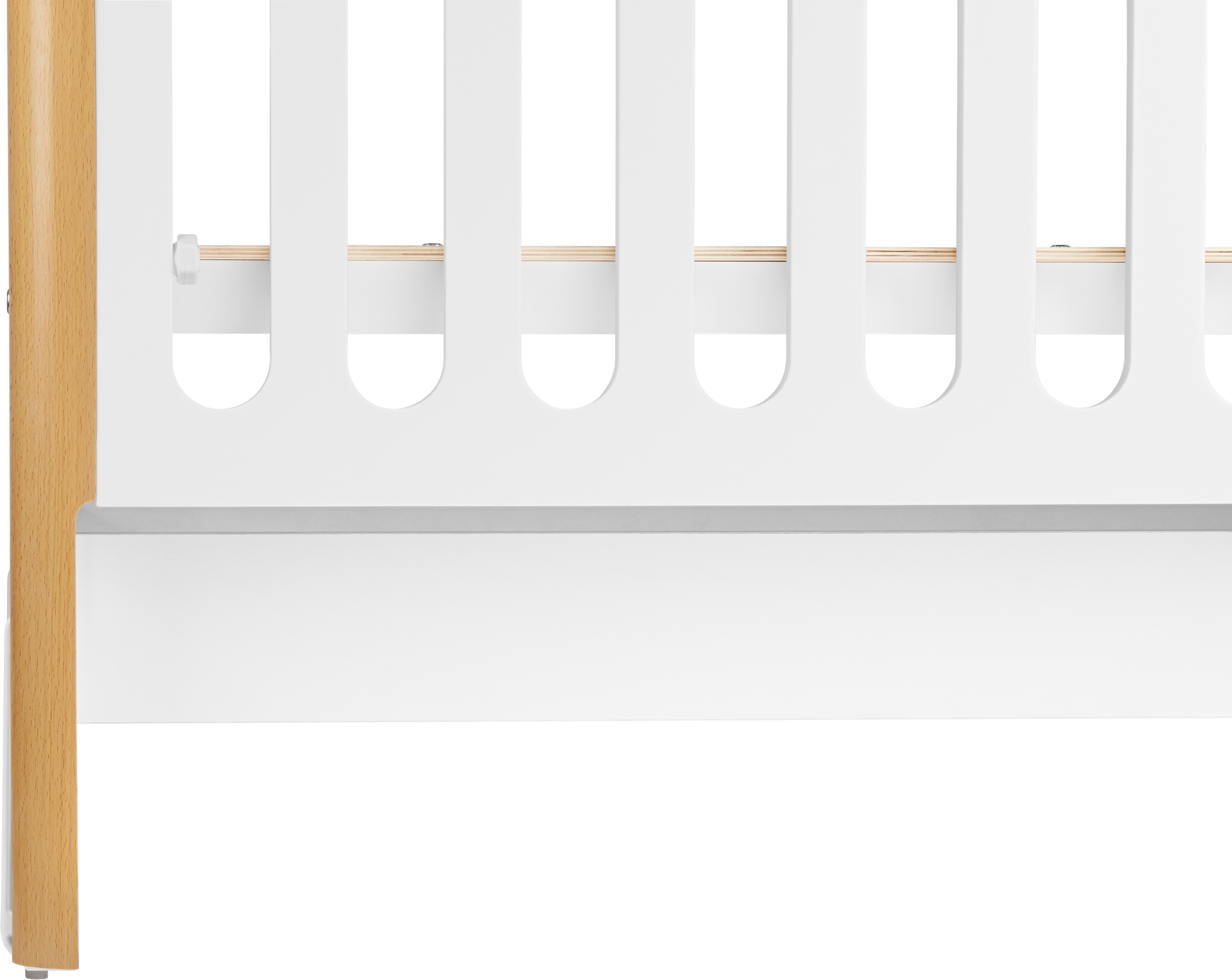 Детская кроватка Junion. Олег Дмитриев