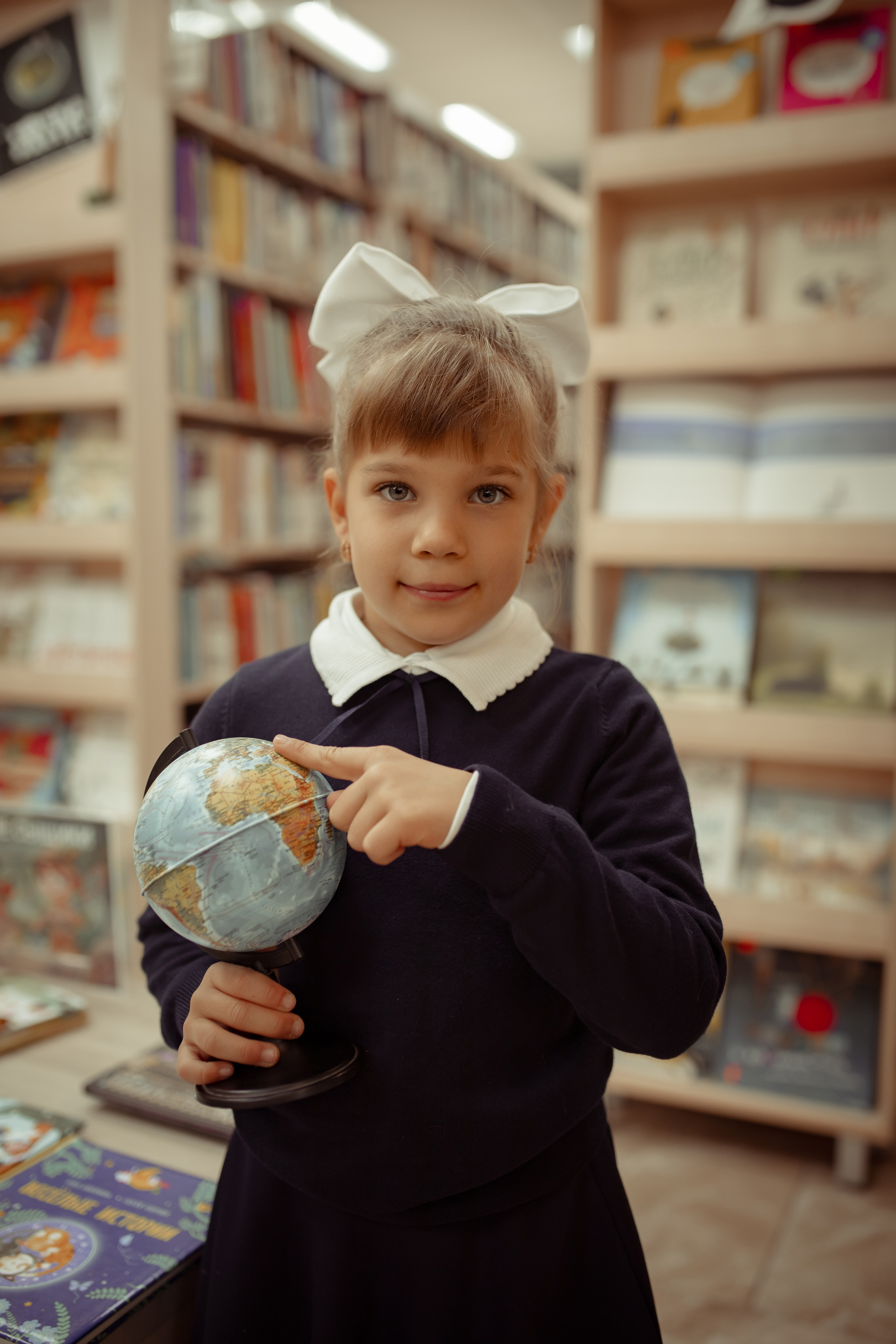 Портретная фотосессия первоклашек в библиотеке. Семейный и детский фотограф в Москве Дорогова Екатерина