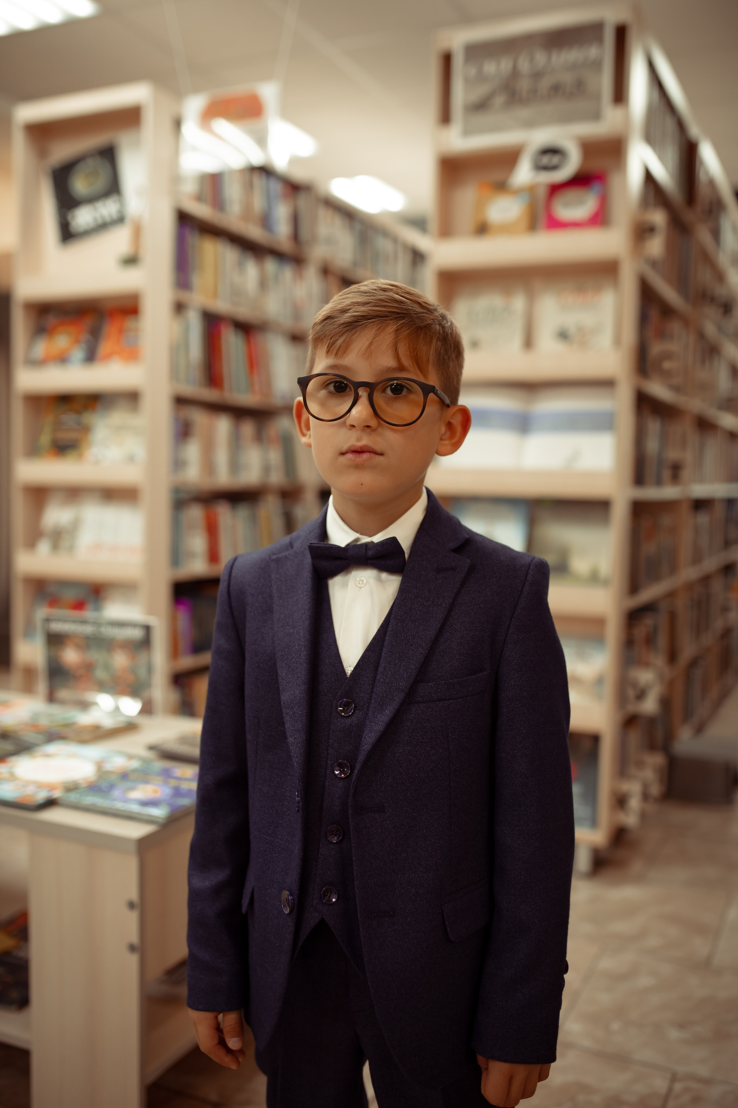 Портретная фотосессия первоклашек в библиотеке. Семейный и детский фотограф в Москве Дорогова Екатерина