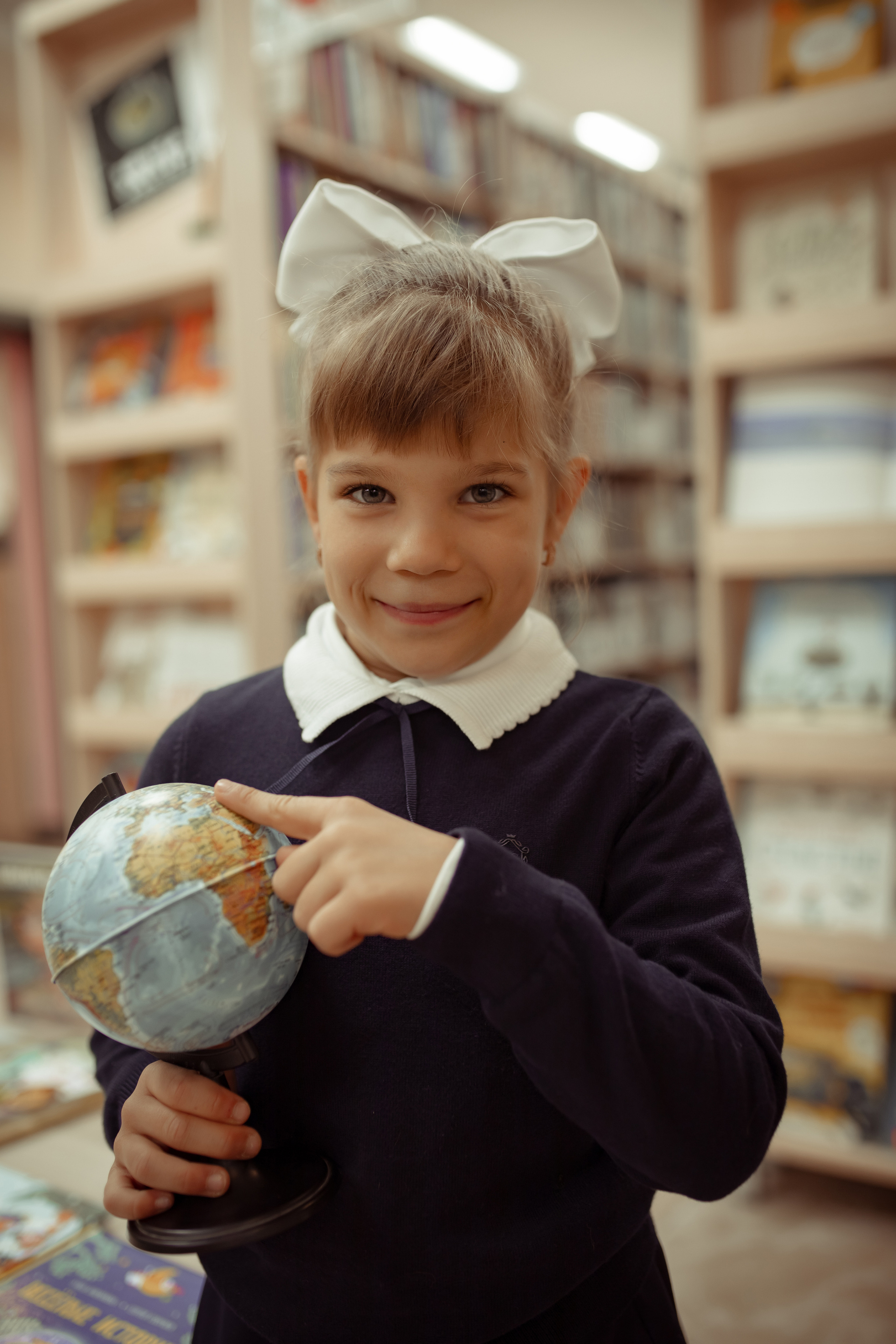 Портретная фотосессия первоклашек в библиотеке. Семейный и детский фотограф в Москве Дорогова Екатерина