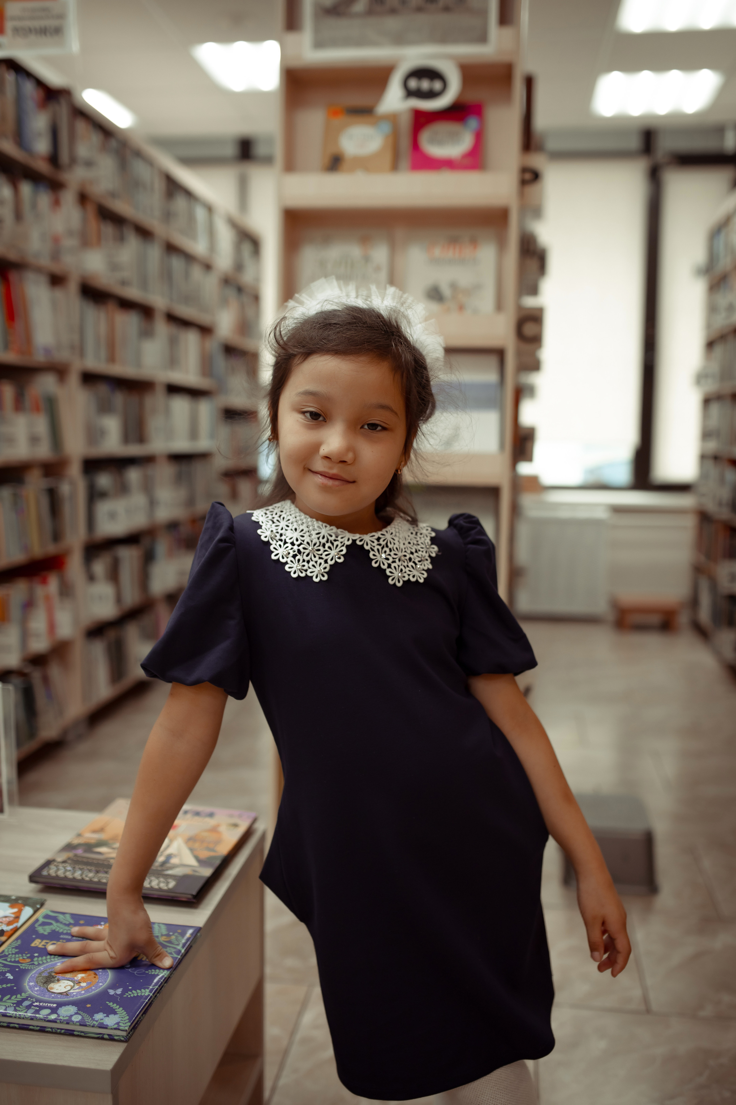 Портретная фотосессия первоклашек в библиотеке. Семейный и детский фотограф в Москве Дорогова Екатерина