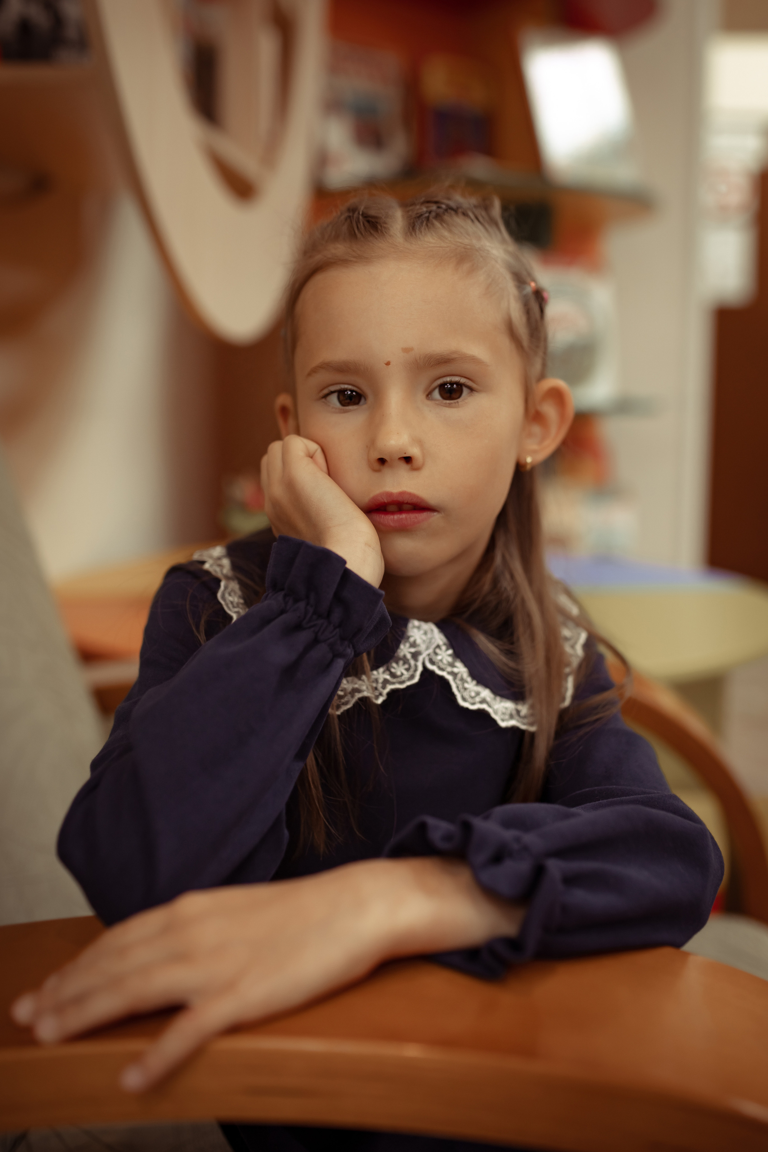 Портретная фотосессия первоклашек в библиотеке. Семейный и детский фотограф в Москве Дорогова Екатерина