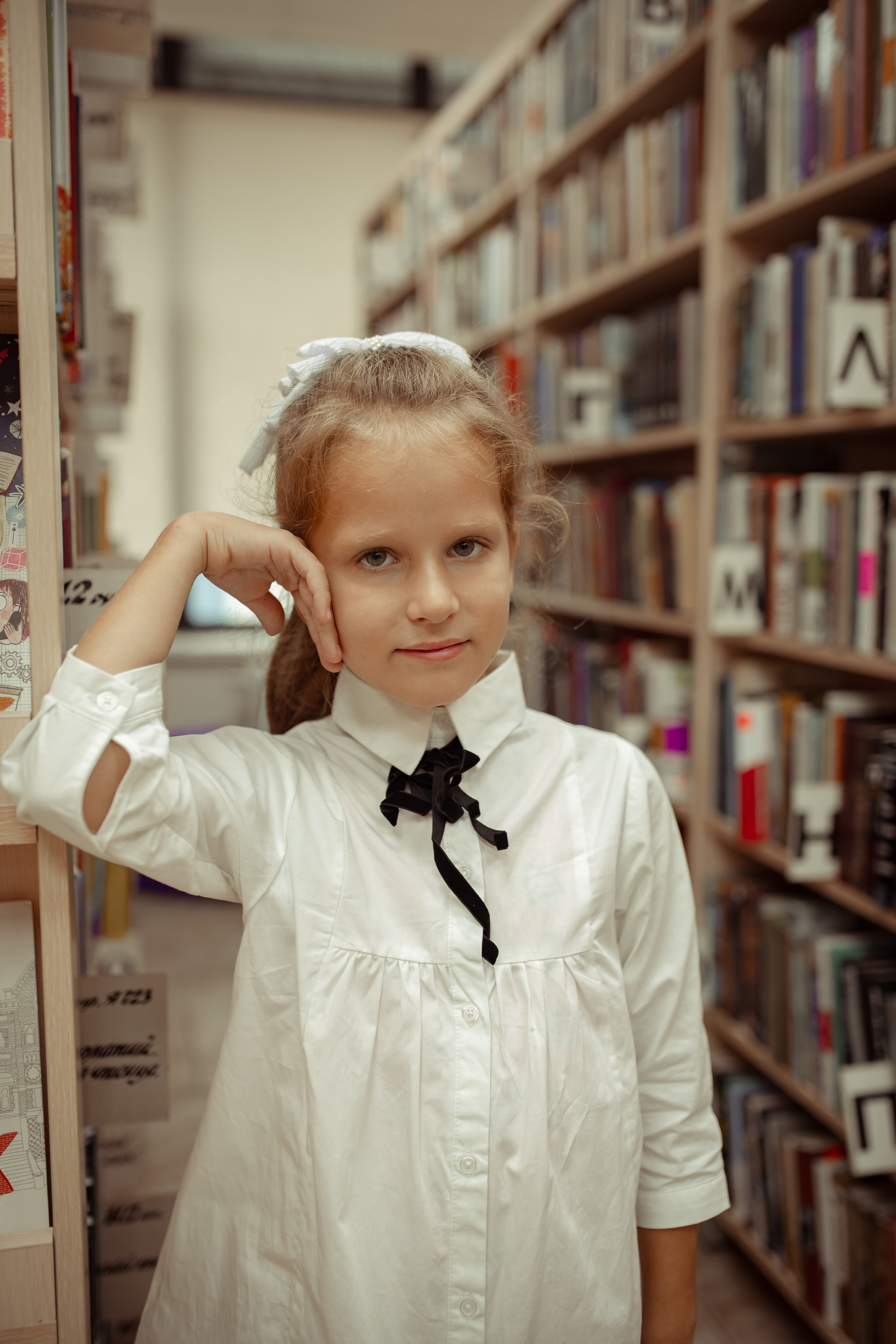 Портретная фотосессия первоклашек в библиотеке. Семейный и детский фотограф в Москве Дорогова Екатерина