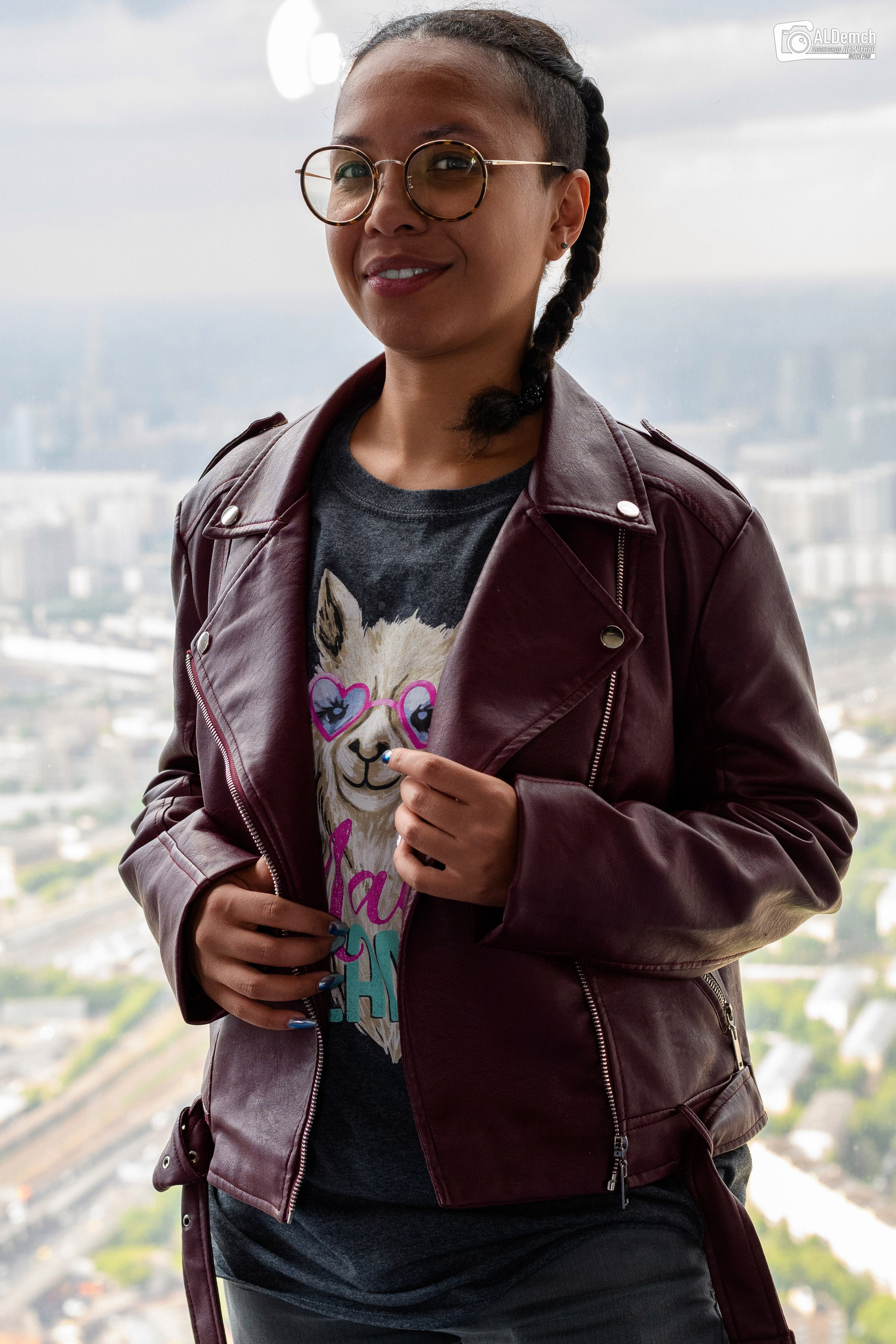 Фотосессия для девушки в PANORAMA360 в Москва-Сити