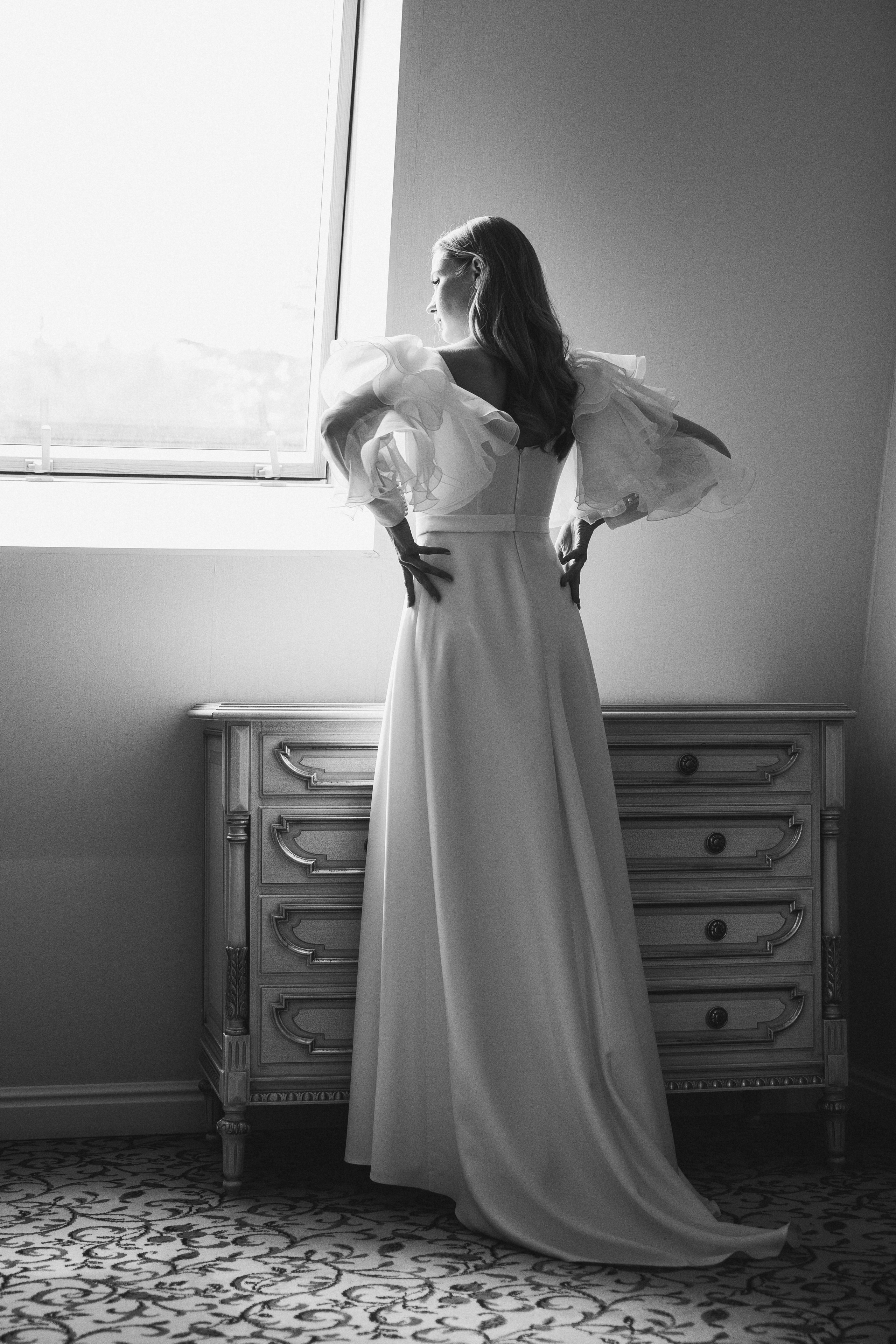 Стильная свадьба Виктора и Виктории в отеле Riviera Sunrise. Свадебный фотограф в Крыму и Севастополе — Белов Виталий