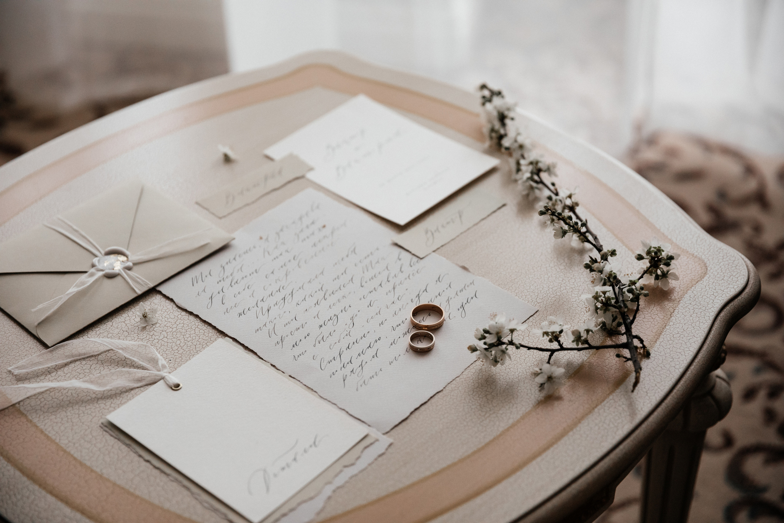 Стильная свадьба Виктора и Виктории в отеле Riviera Sunrise. Свадебный фотограф в Крыму и Севастополе — Белов Виталий