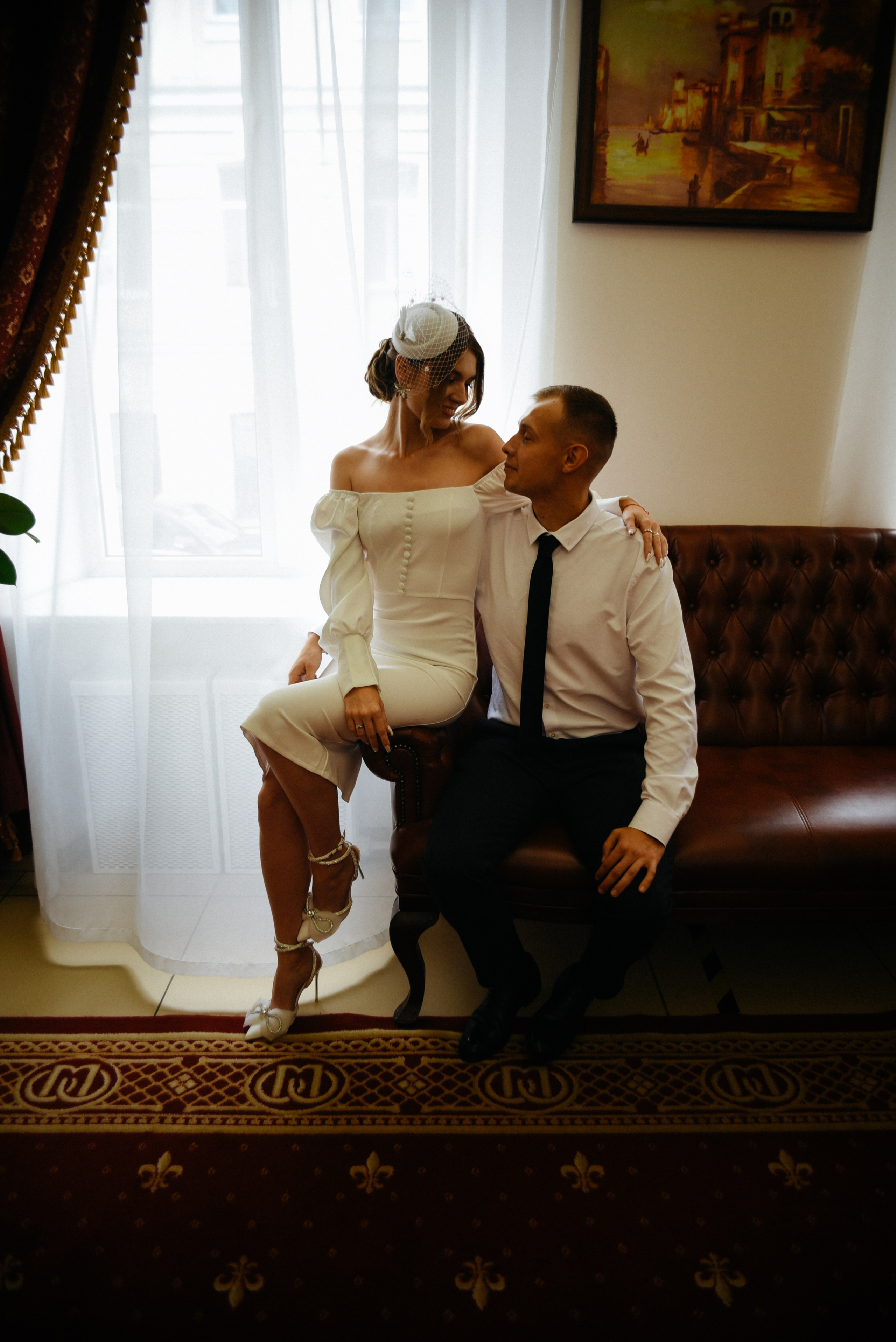 Егор и Виктория Грибоедовский ЗАГС и прогулка по городу. Фотограф Лола Волна, город Москва