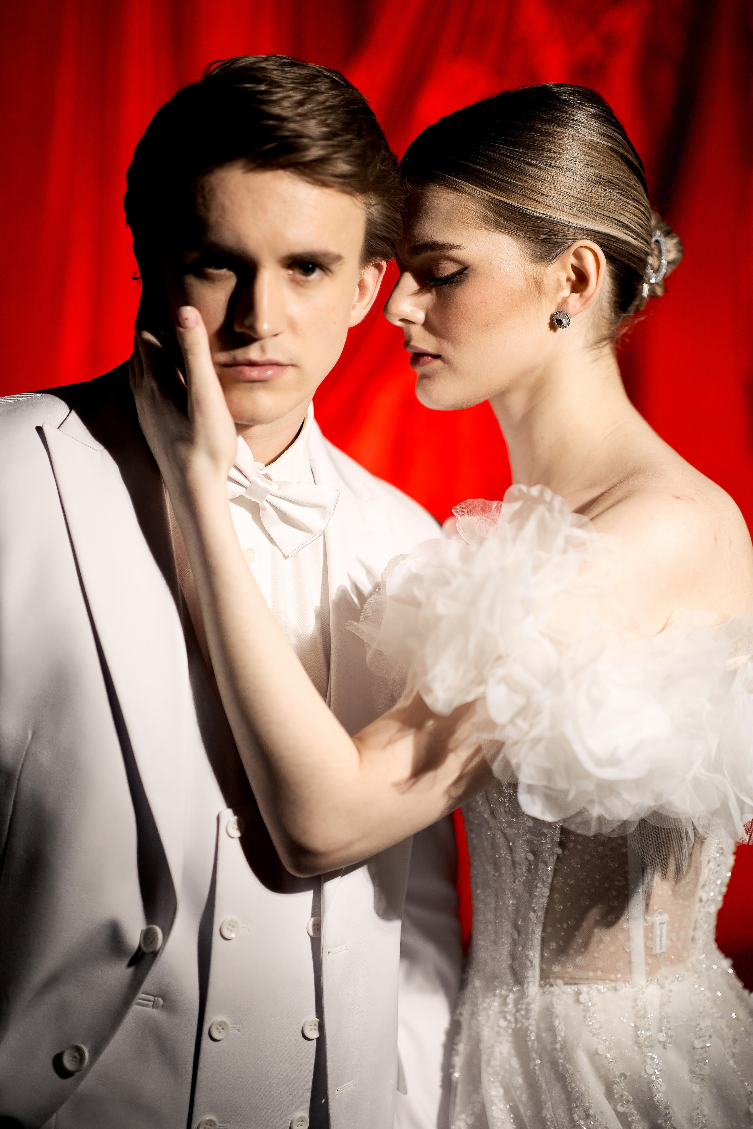 Red. Свадебный фотограф в Красноярске Владимир Ятмасов