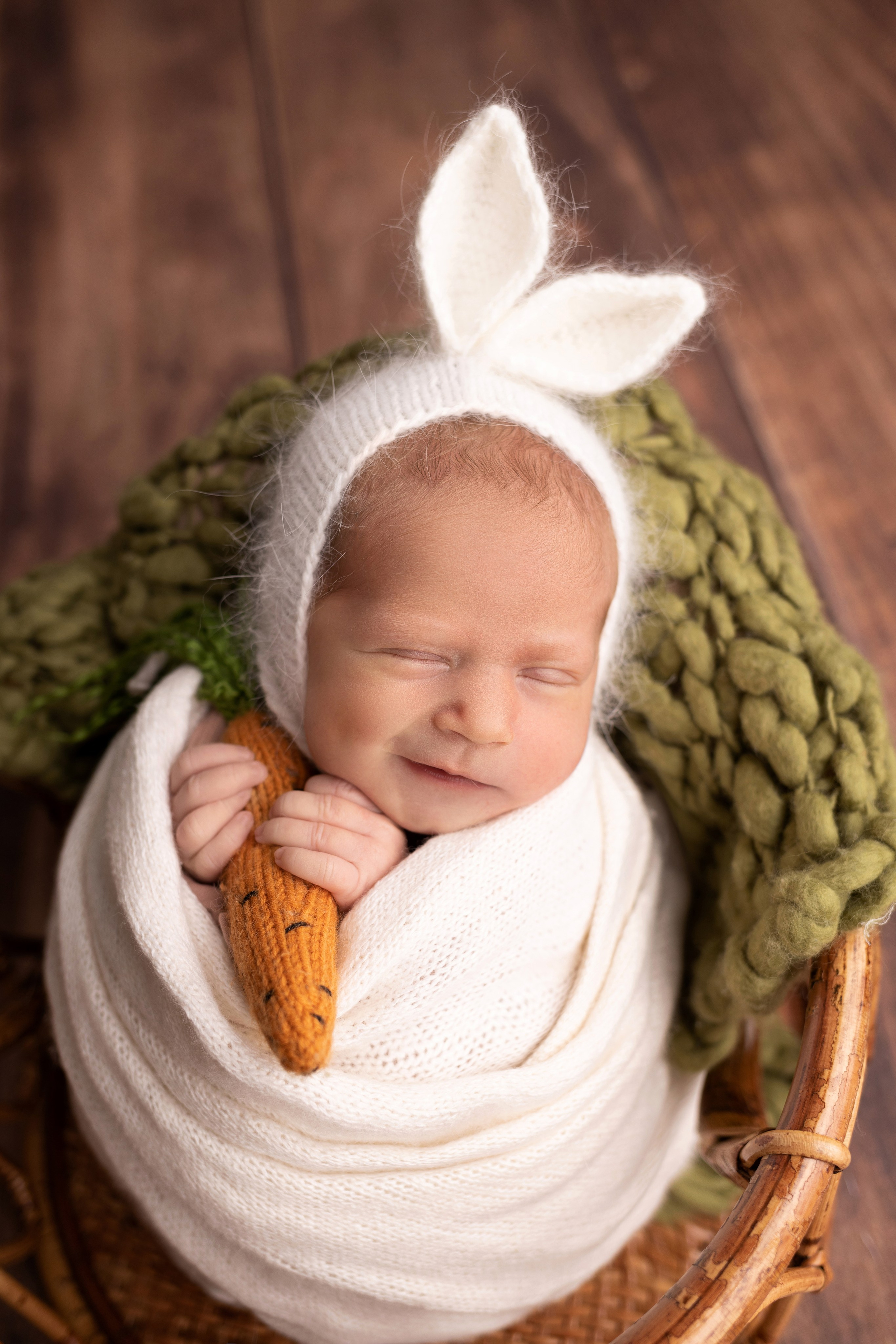 Классическая фотосессия малыша. Фотограф новорожденных малышей в Омске и Омской области Эльвира Камаева