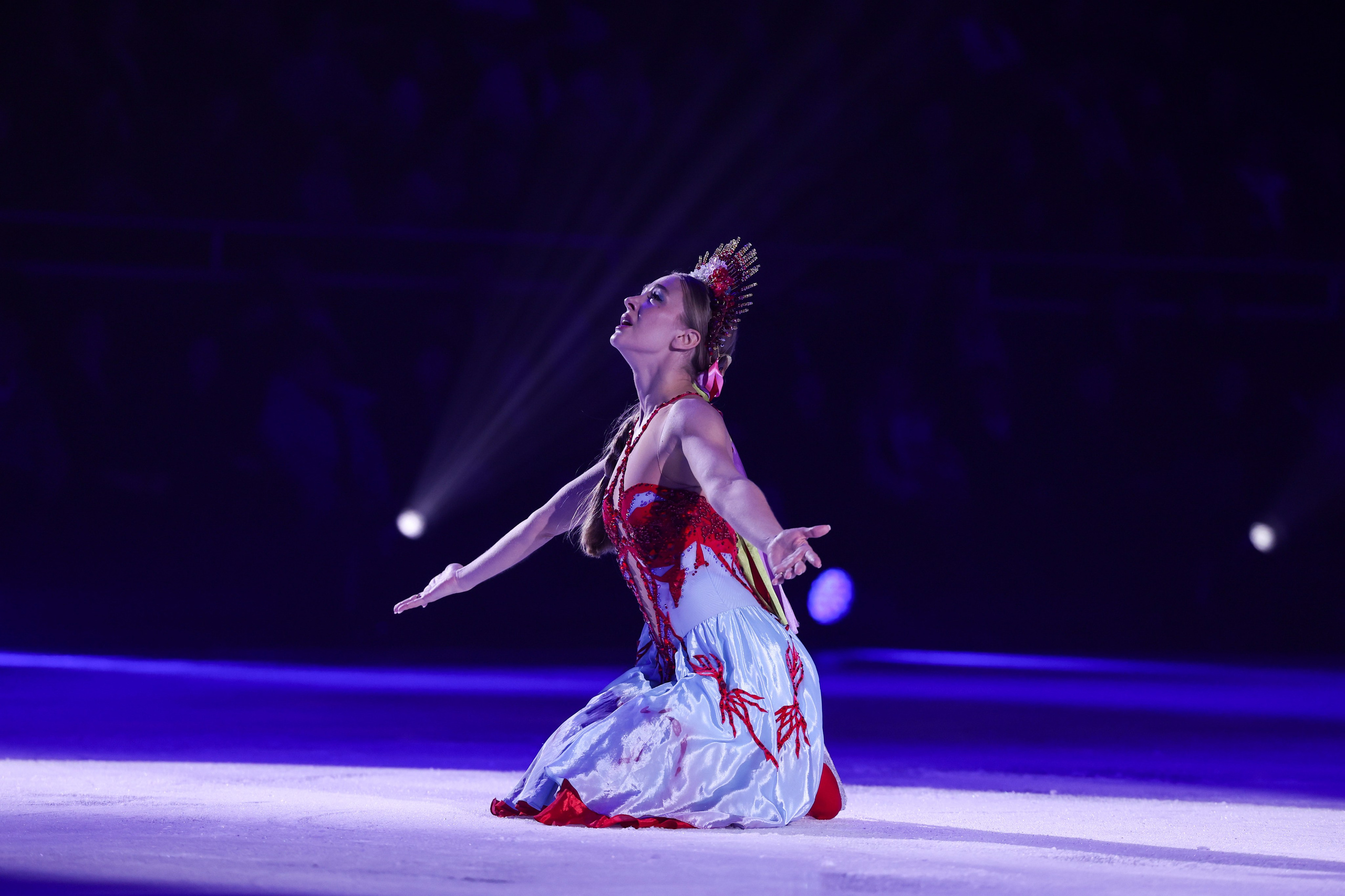 «Вечера на хуторе» ледовое шоу 25.12.2025. Спортивный и репортажный фотограф Антон Тереханов