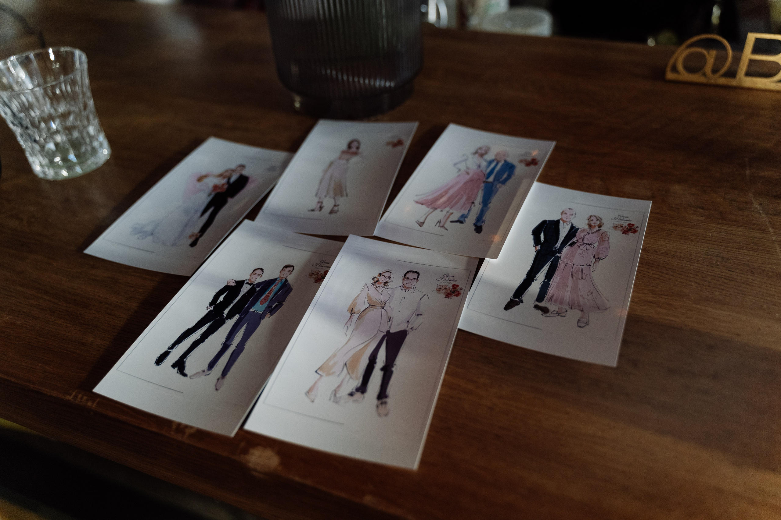 Камерная свадьба на фонтанке в сезонах. Свадебный фотограф организатор в Санкт-Петербурге Ассоль Опарина