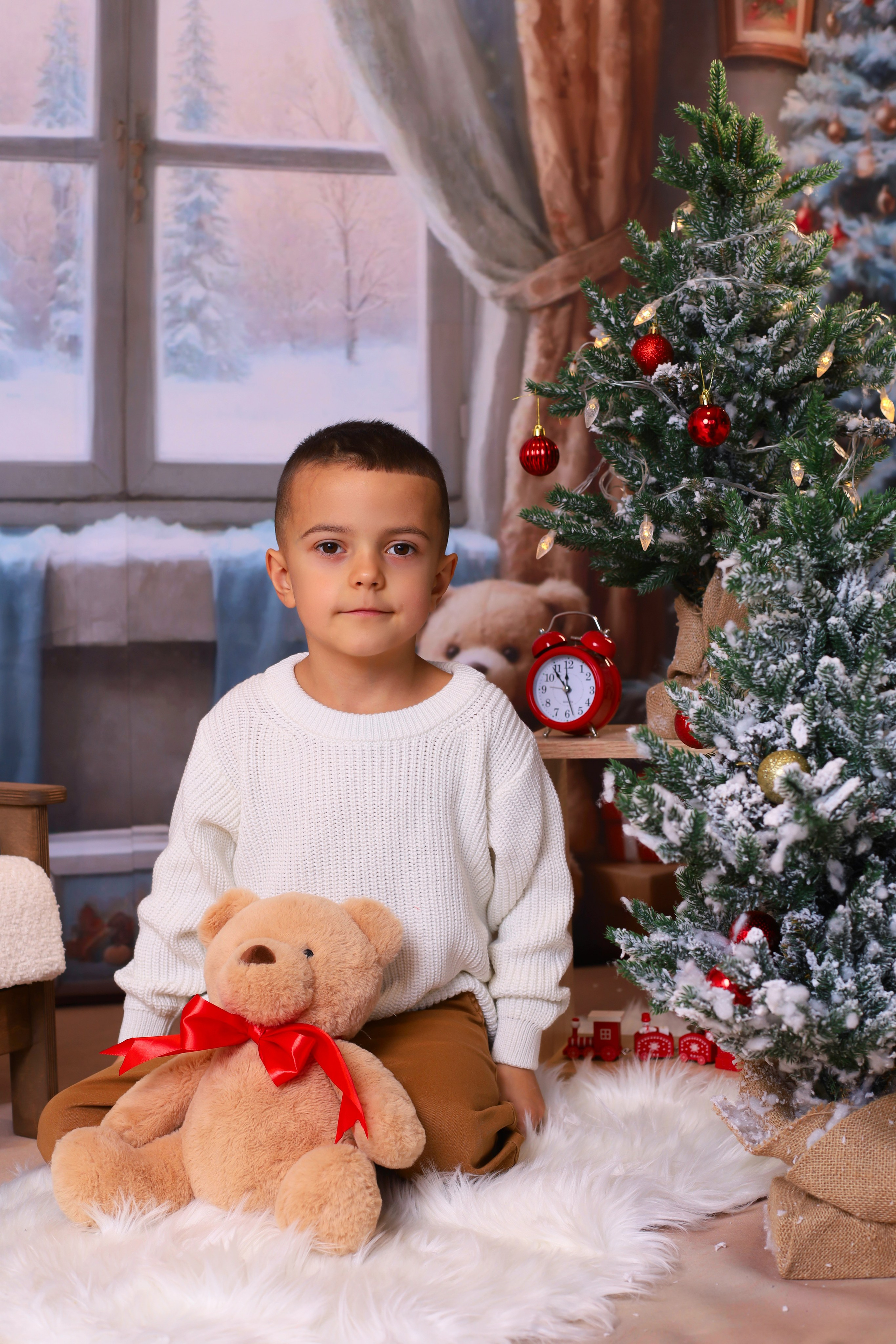 Новый год с мишками. Выпускные альбомы в Таганроге и Ростовской Области