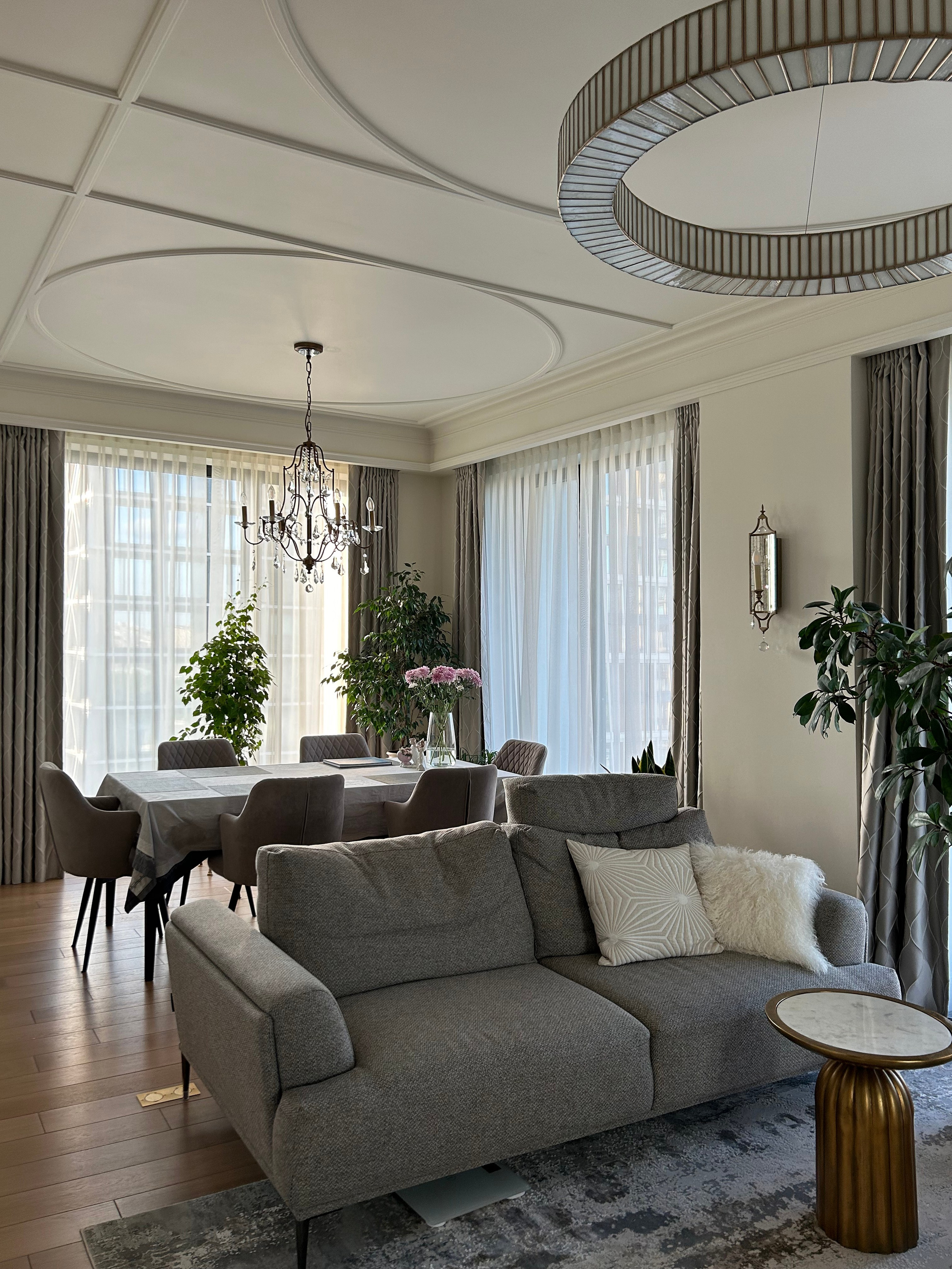 Дизайн интерьера 4-комнатной квартиры в стиле неоклассика в Москве ЖК Прайм парк. Ольга Саакян Ι Дизайн интерьера в Москве: планировка, подбор отделочных материалов, чертежи для строителей и надзор за ремонтом квартиры