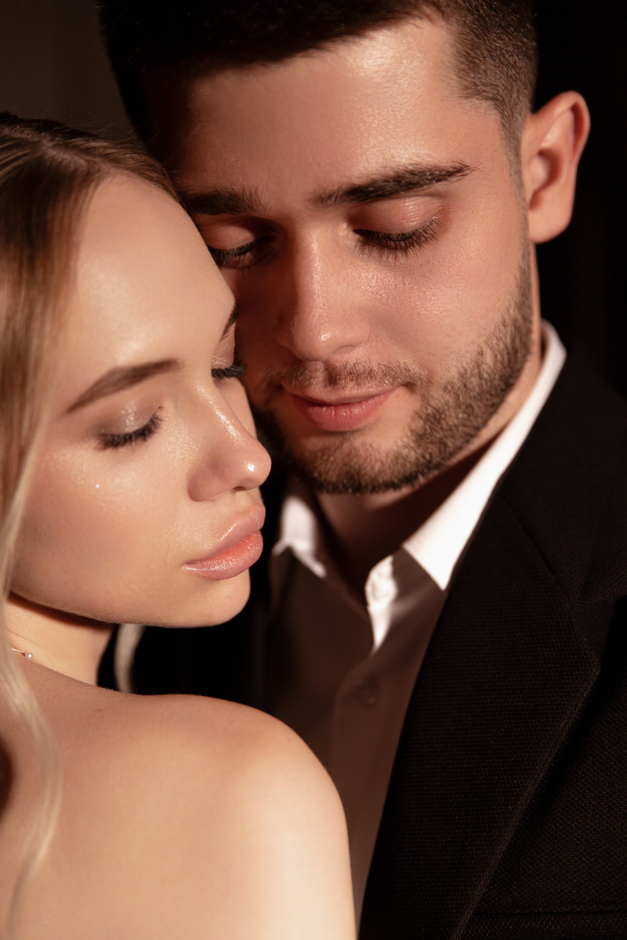 Олеся и Никита. Фотограф индивидуальных женских портретов и LOVEstory в Москве