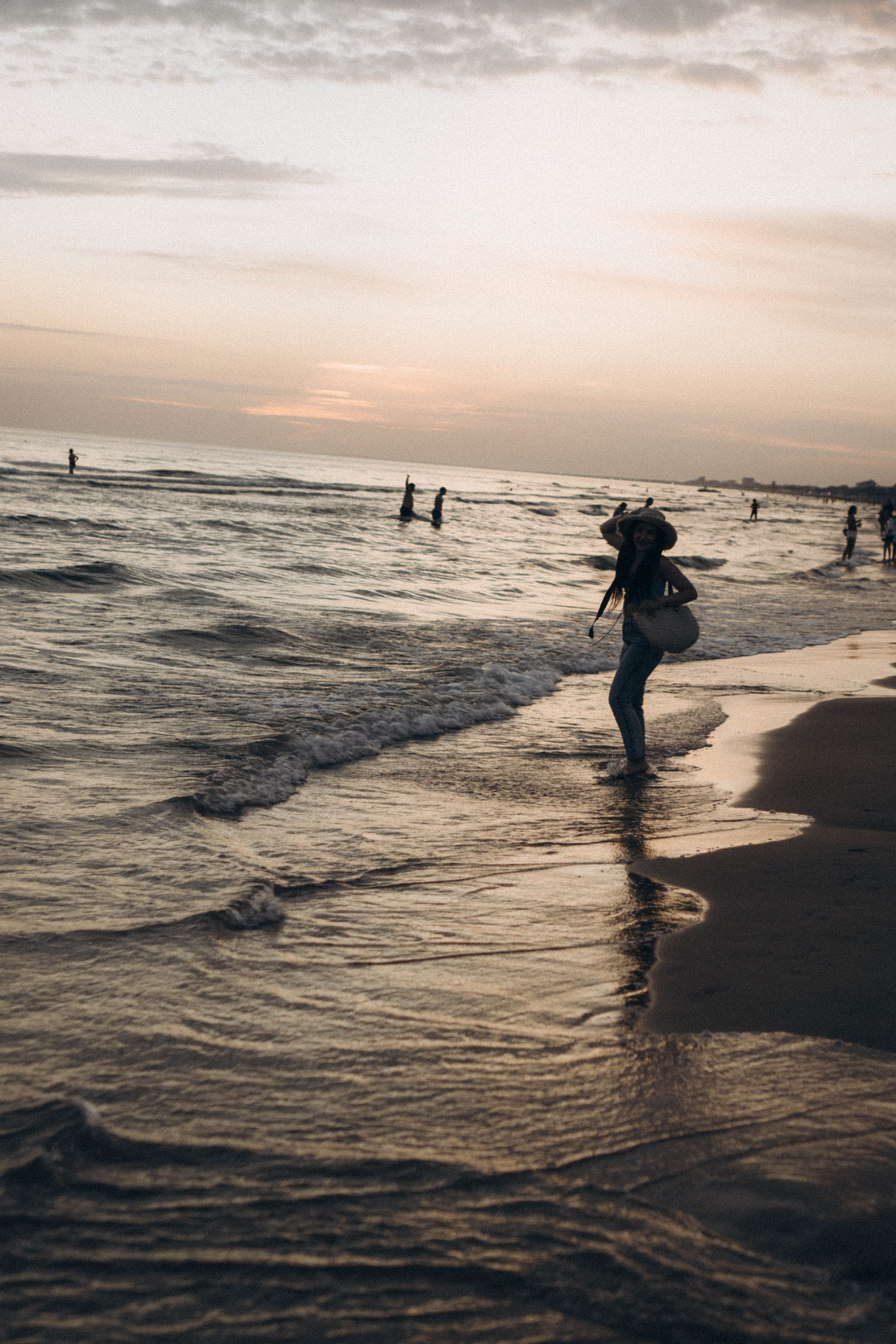 Июльский вечер на берегу черного моря. Профессиональный фотограф, Санкт-Петербург — Виктория Богомолова