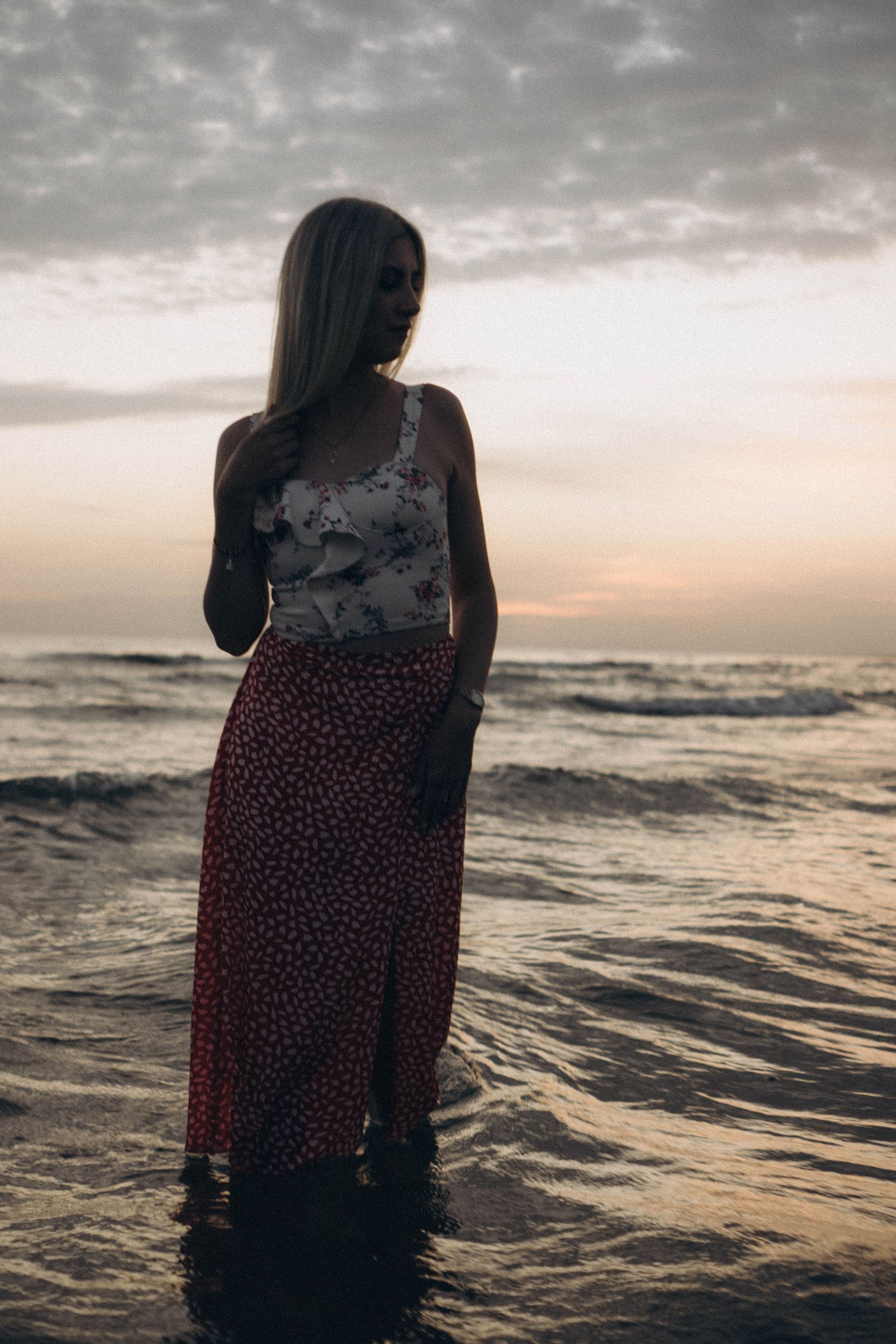 Июльский вечер на берегу черного моря. Профессиональный фотограф, Санкт-Петербург — Виктория Богомолова