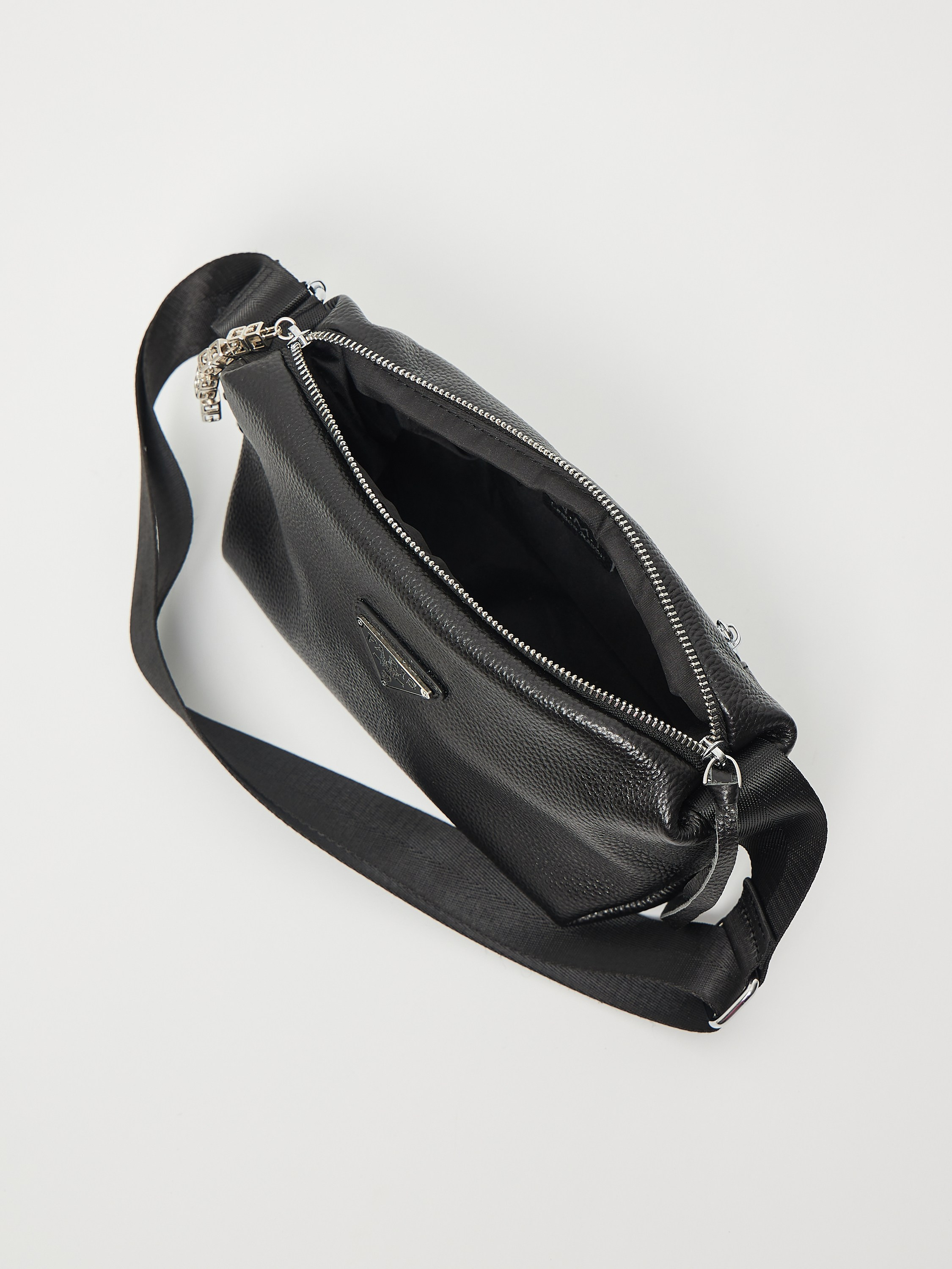 Фотосъемка сумок для маркетплейсов. Алексей Темнов — фотограф в Пятигорске