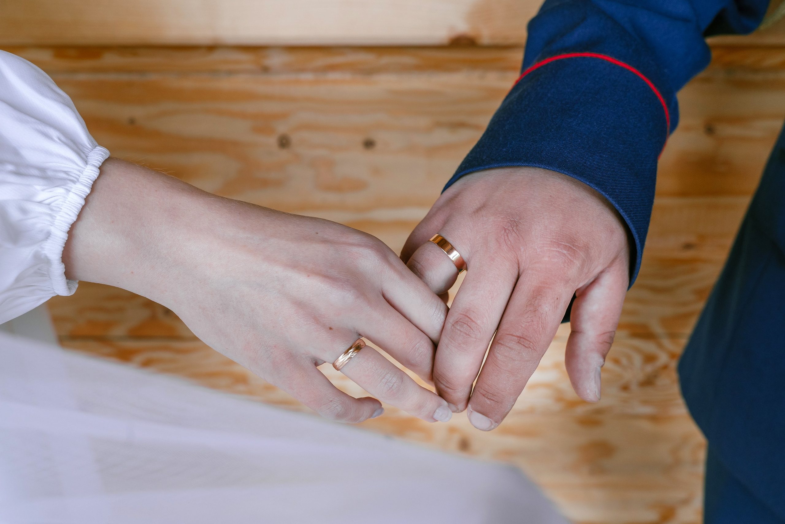 Жених в военной форме. Романтично. Свадебный фотограф в Сергиевом Посаде недорого Ольга Гузанова