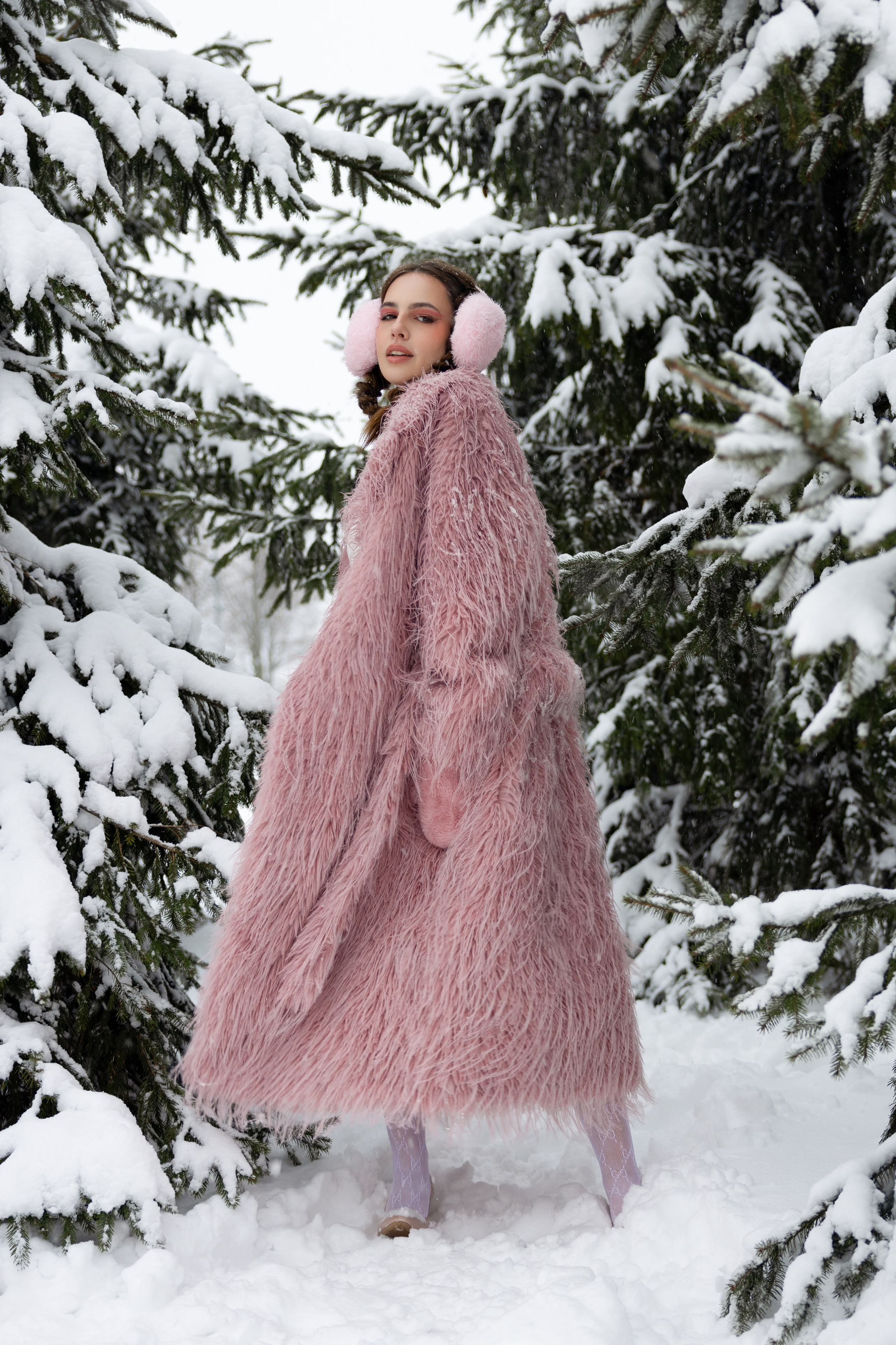 Съемка в цветущих садах. Фотограф в Санкт-Петербурге Вагнер Юлия