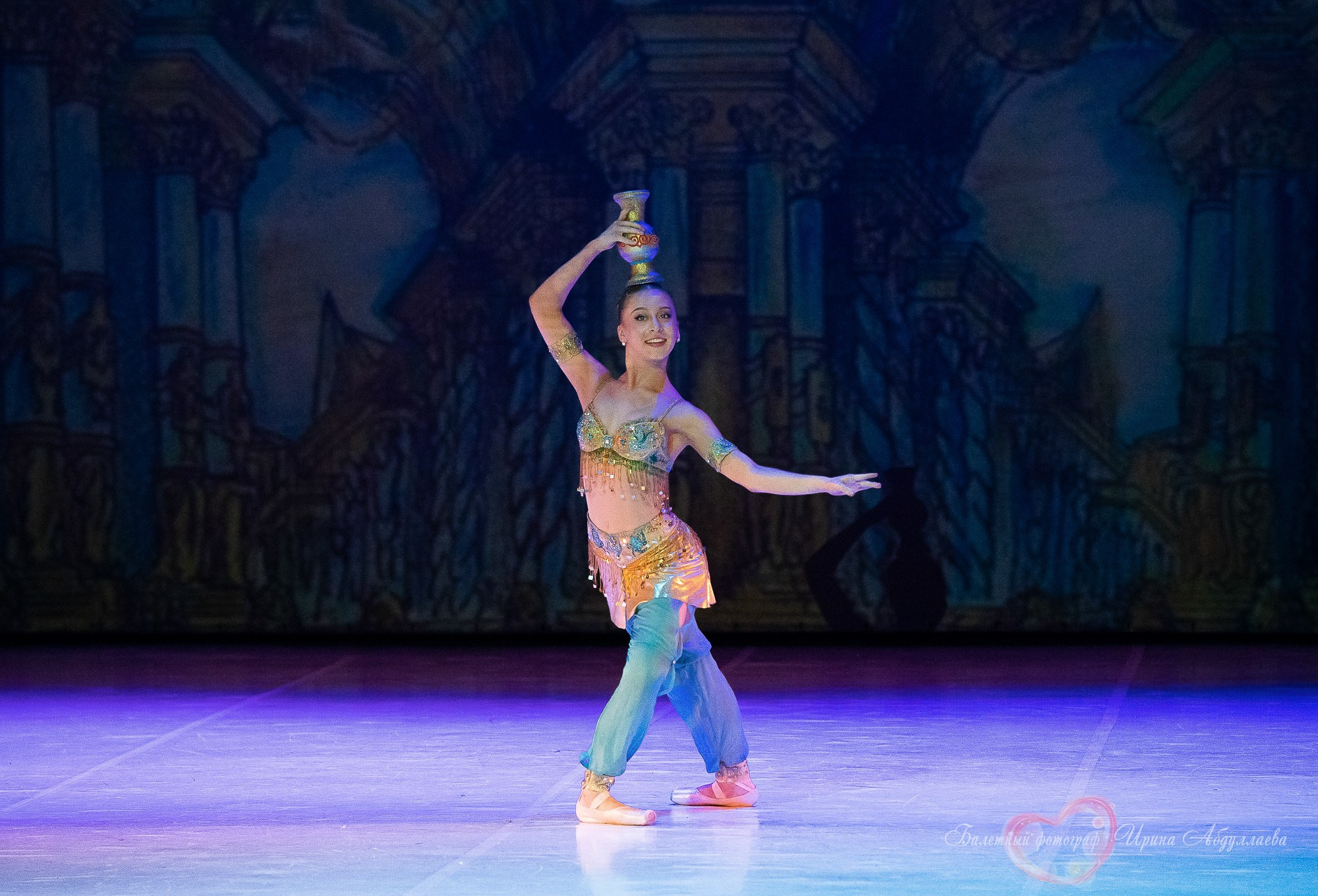 Хореографический колледж ЛЕДЯХ «Наставники»