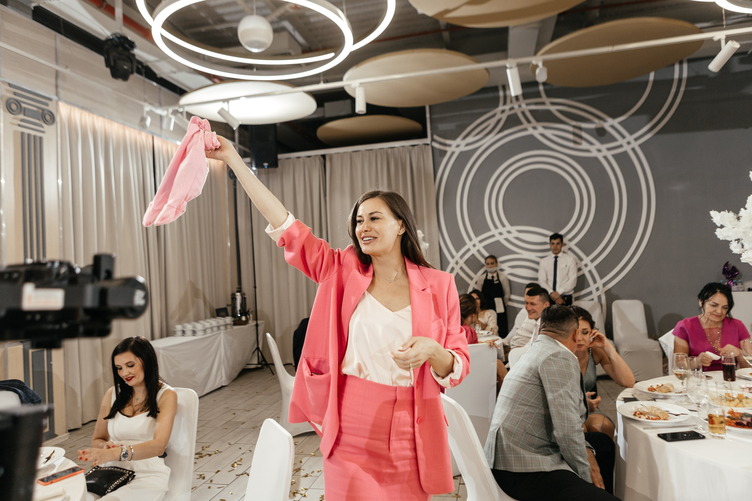 Свадебный фотограф Уфа — Руслан ГабдлисламовЖивые эмоции, красивые кадры, воспоминания на всю жизнь.Работаю по всей Республике Башкортоста. Свадебный фотограф Уфа Руслан Габдлисламов