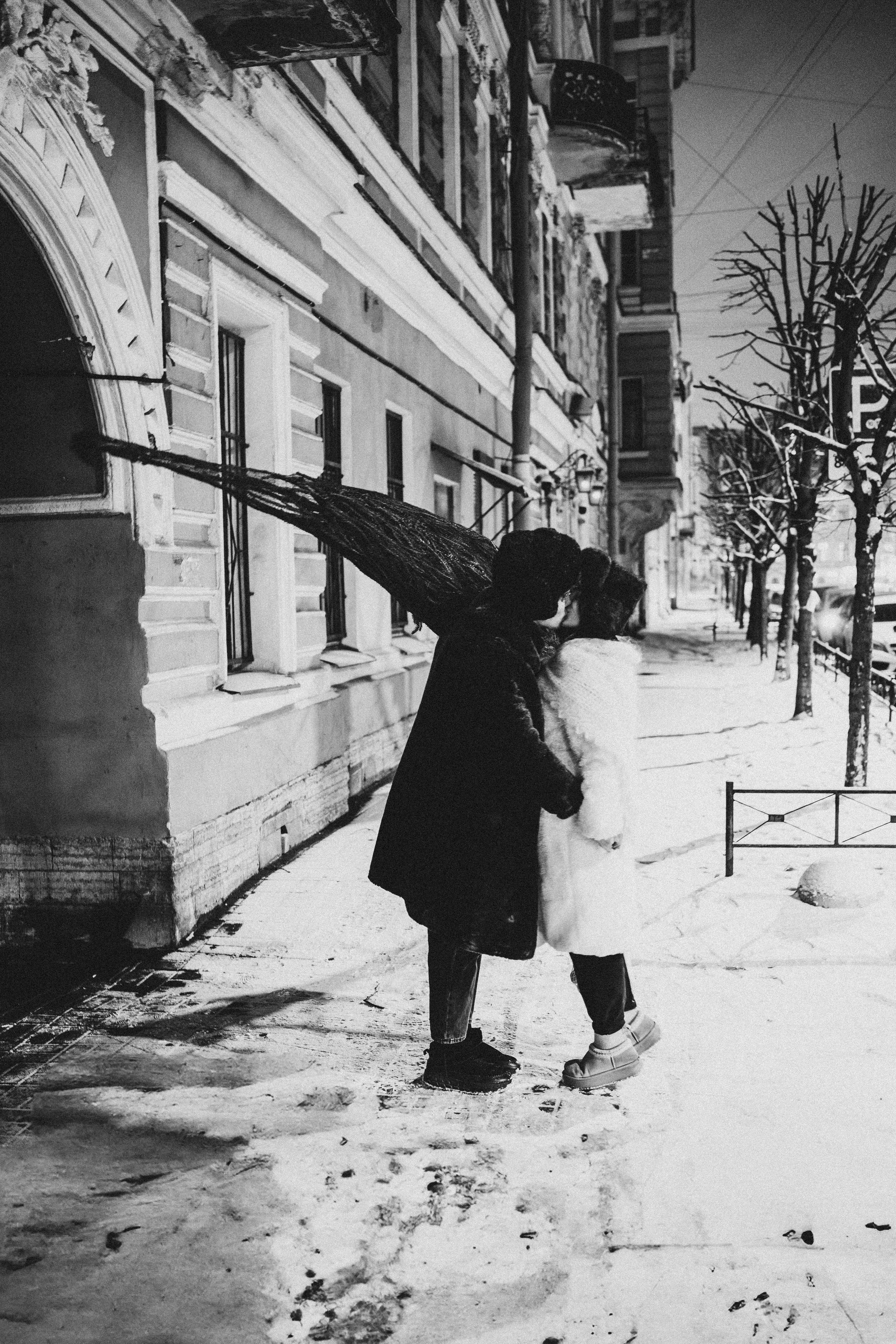 НОВОГОДНЯЯ ПРОГУЛКА ПАРЫ ПО ЧЕРНЫШЕВСКОЙ ПЕРЕД НОВЫМ ГОДОМ. Профессиональный фотограф, Санкт-Петербург — Виктория Богомолова