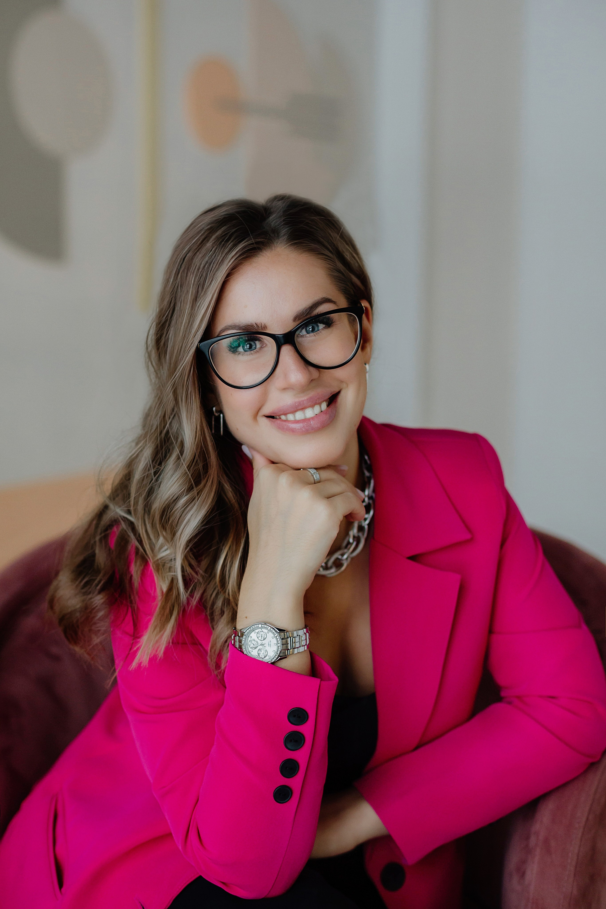 Контент для мастера маникюра. Деловая и Бизнес съемка в  Москве Инесса Грушко