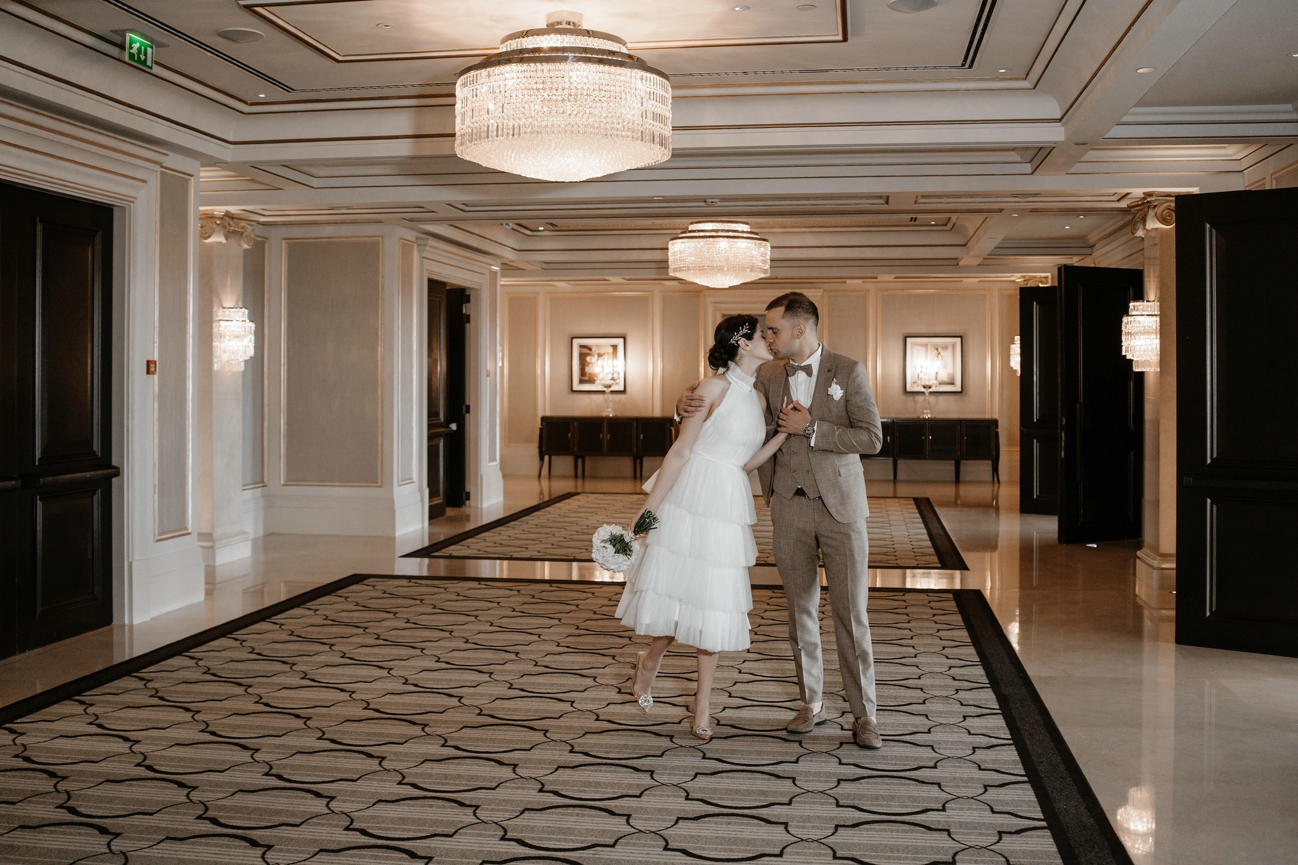 Свадьба в отеле Four Seasons Hotel Moscow. Свадебный и семейный фотограф в Москве Светлана Зоткина