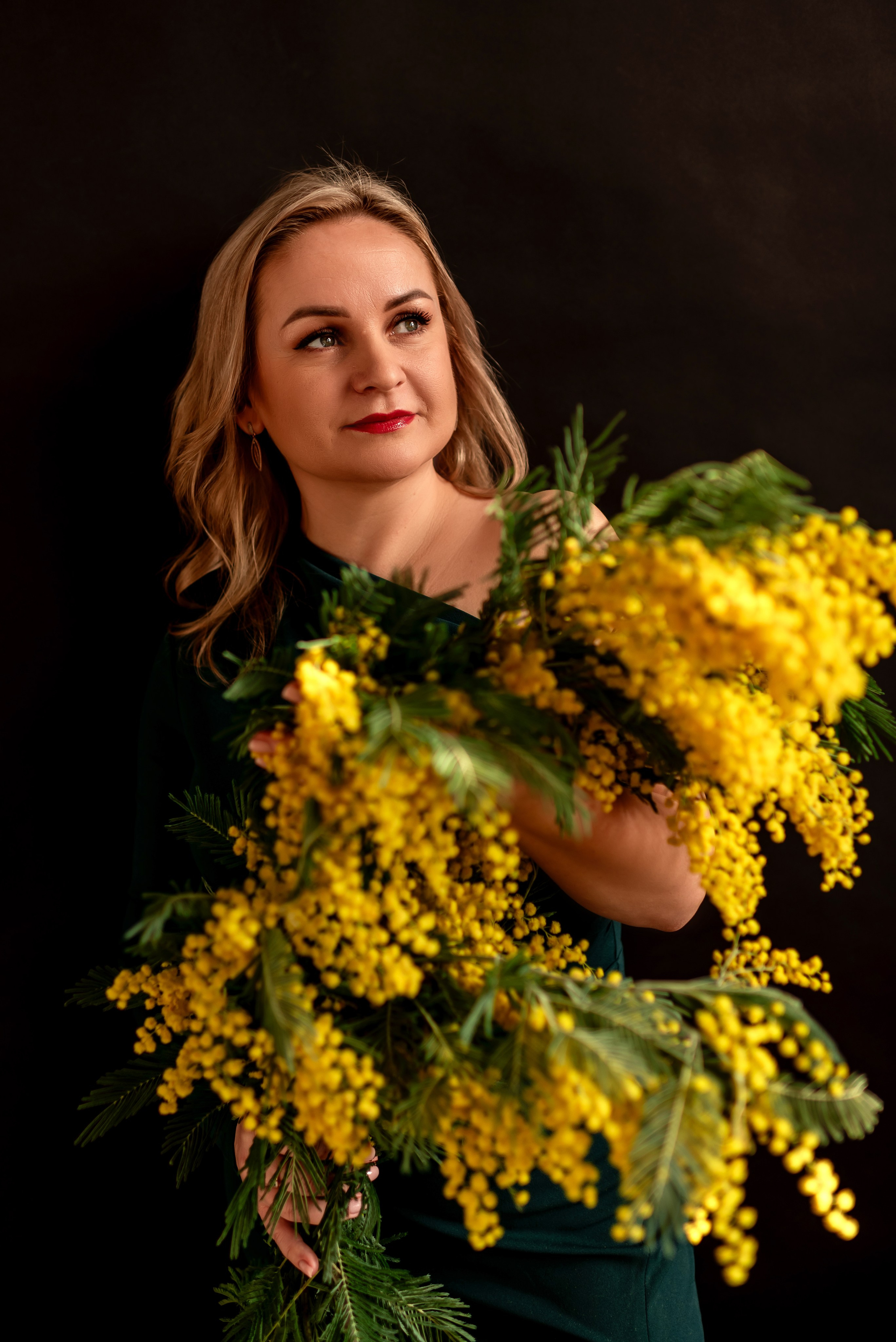 Фотодень «Мимоза». Марта Корженко — фотограф, контент фотограф, визуализатор бренда