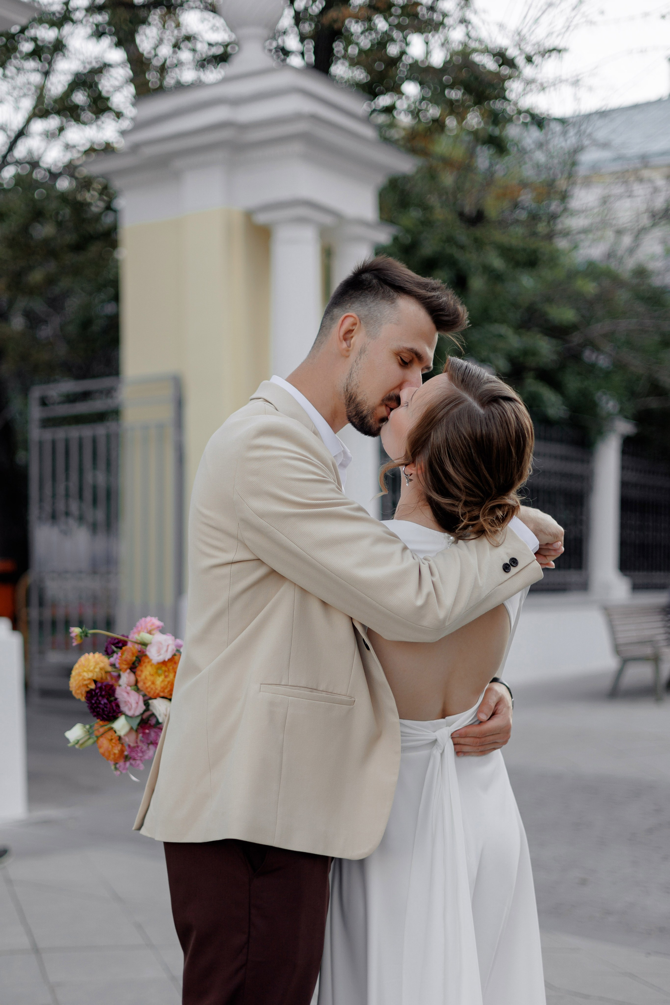 Оля + Антон. Вова Петров