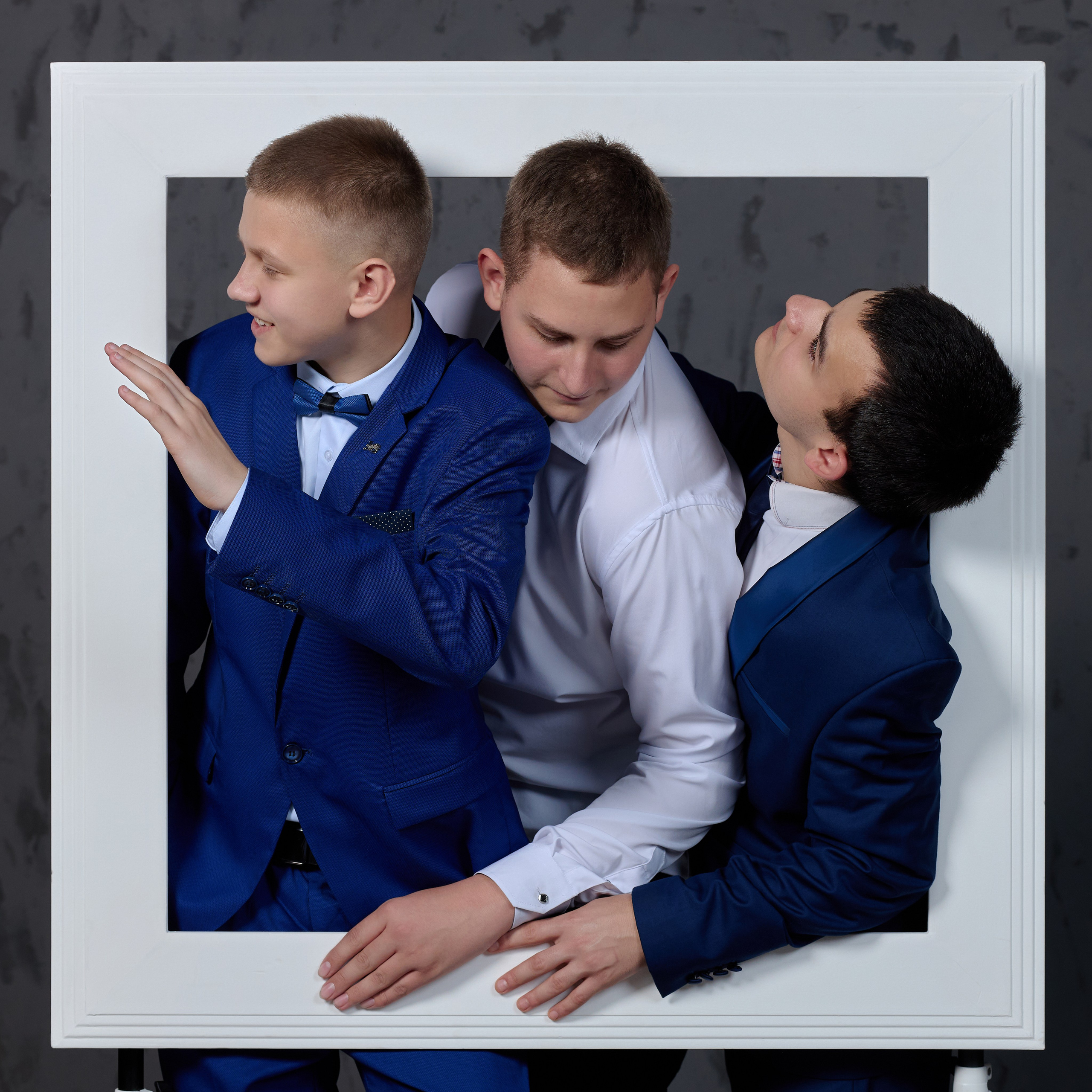 Сьемка выпускного альбома в Таганроге (с рамкой). Фотограф Выпускные альбомы Таганрог Сергей Коробченко