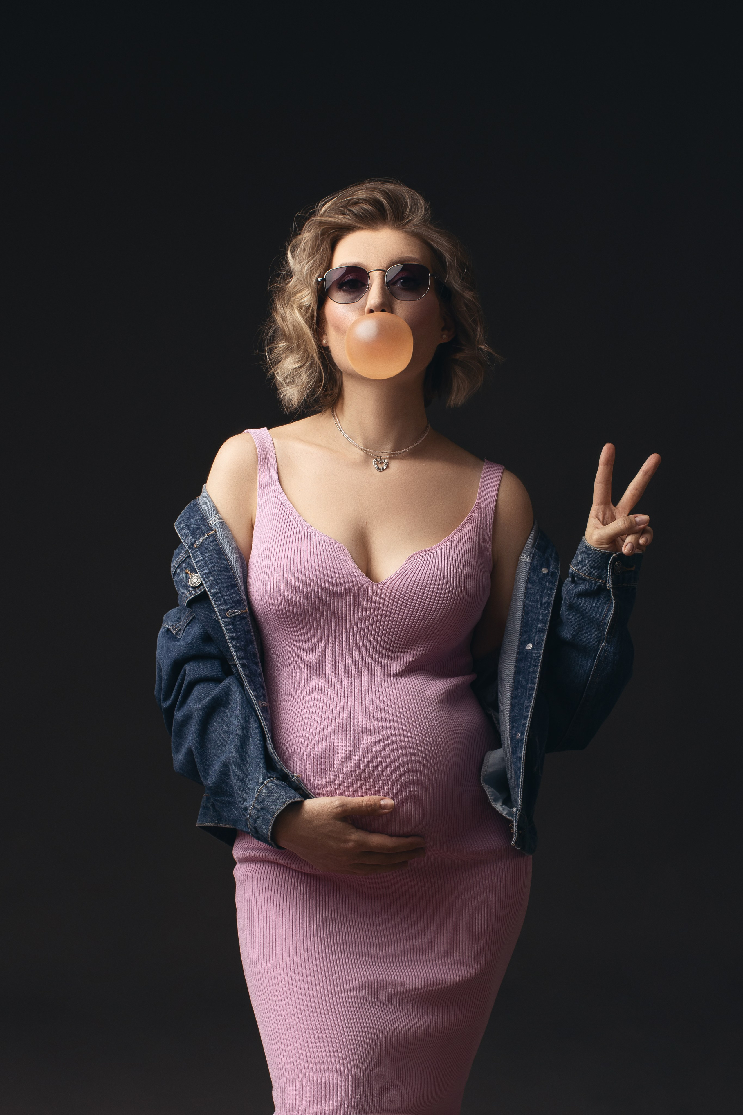 Беременность. Фотограф беременности, новорождённых и деток до года в Актау